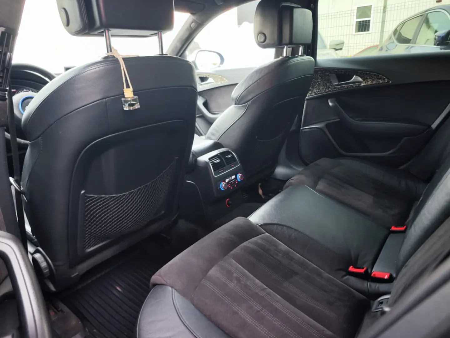Cumpara/ Vinde online Audi A6 2012 SH, la cel mai bun pret pentru tine!