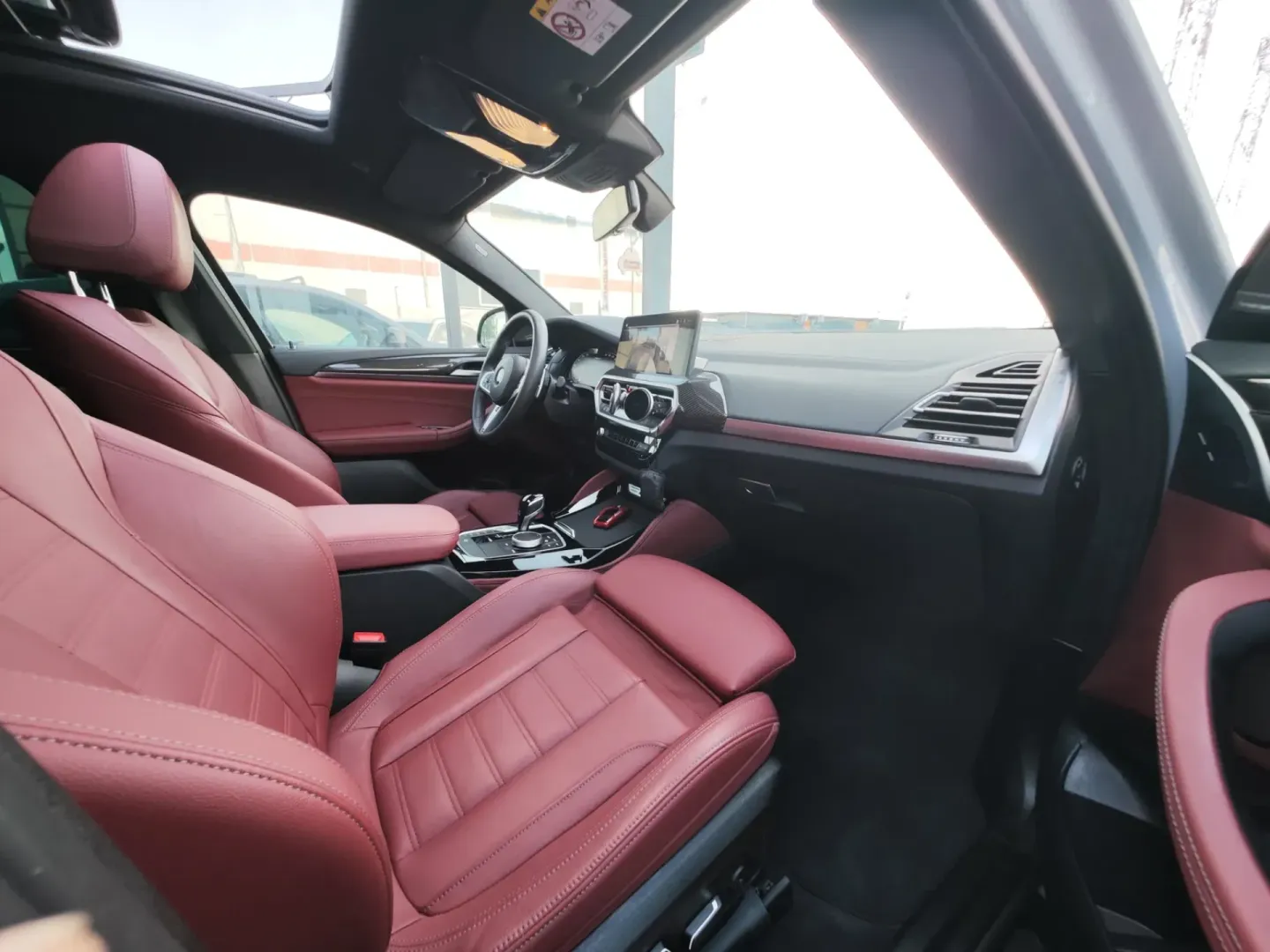 Cumpara/ Vinde online BMW X4 M 2024 SH, la cel mai bun pret pentru tine!