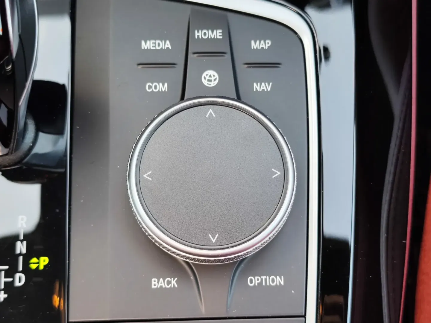 Cumpara/ Vinde online BMW X4 M 2024 SH, la cel mai bun pret pentru tine!