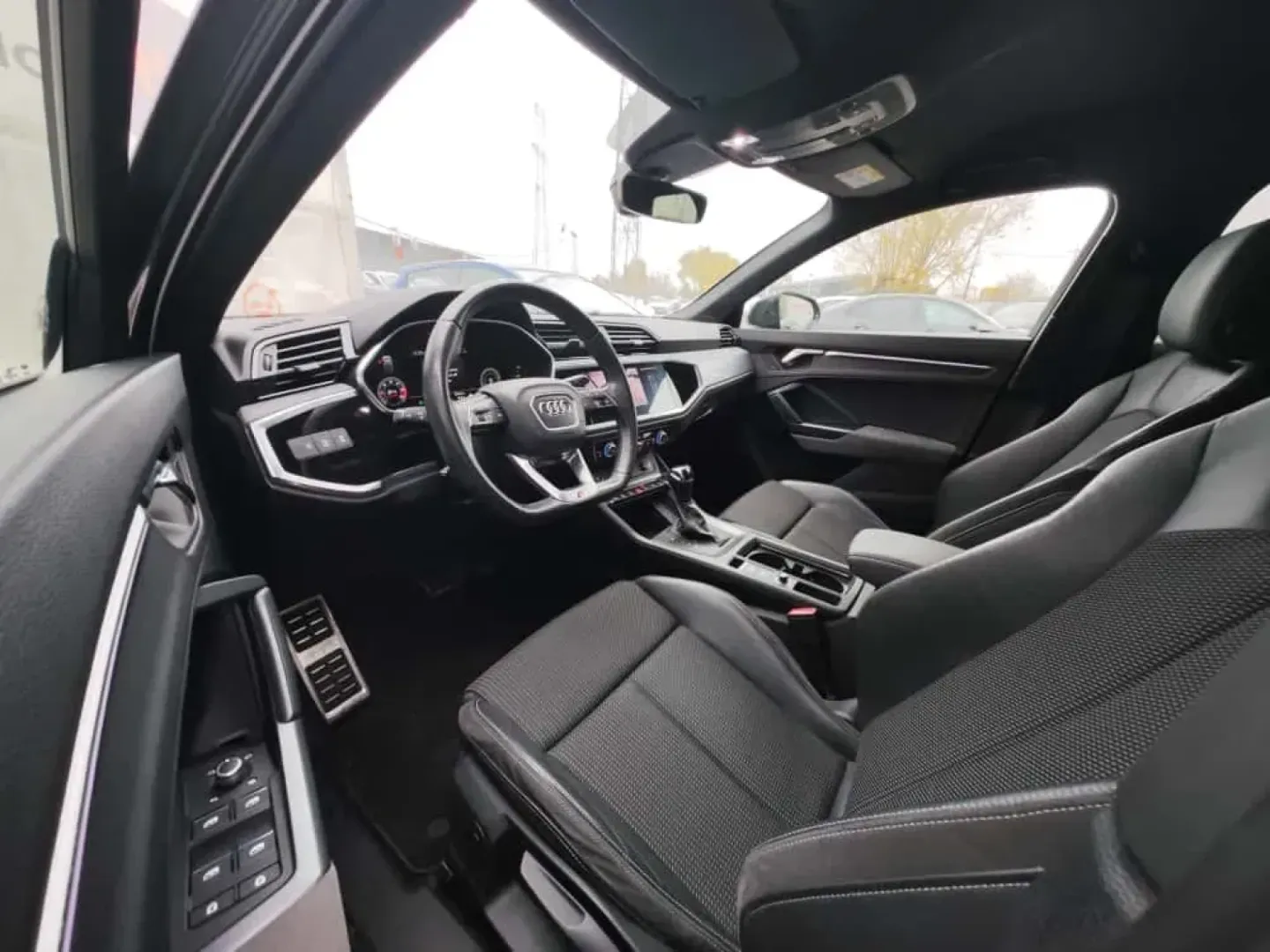 Cumpara/ Vinde online Audi Q3 2022 SH, la cel mai bun pret pentru tine!