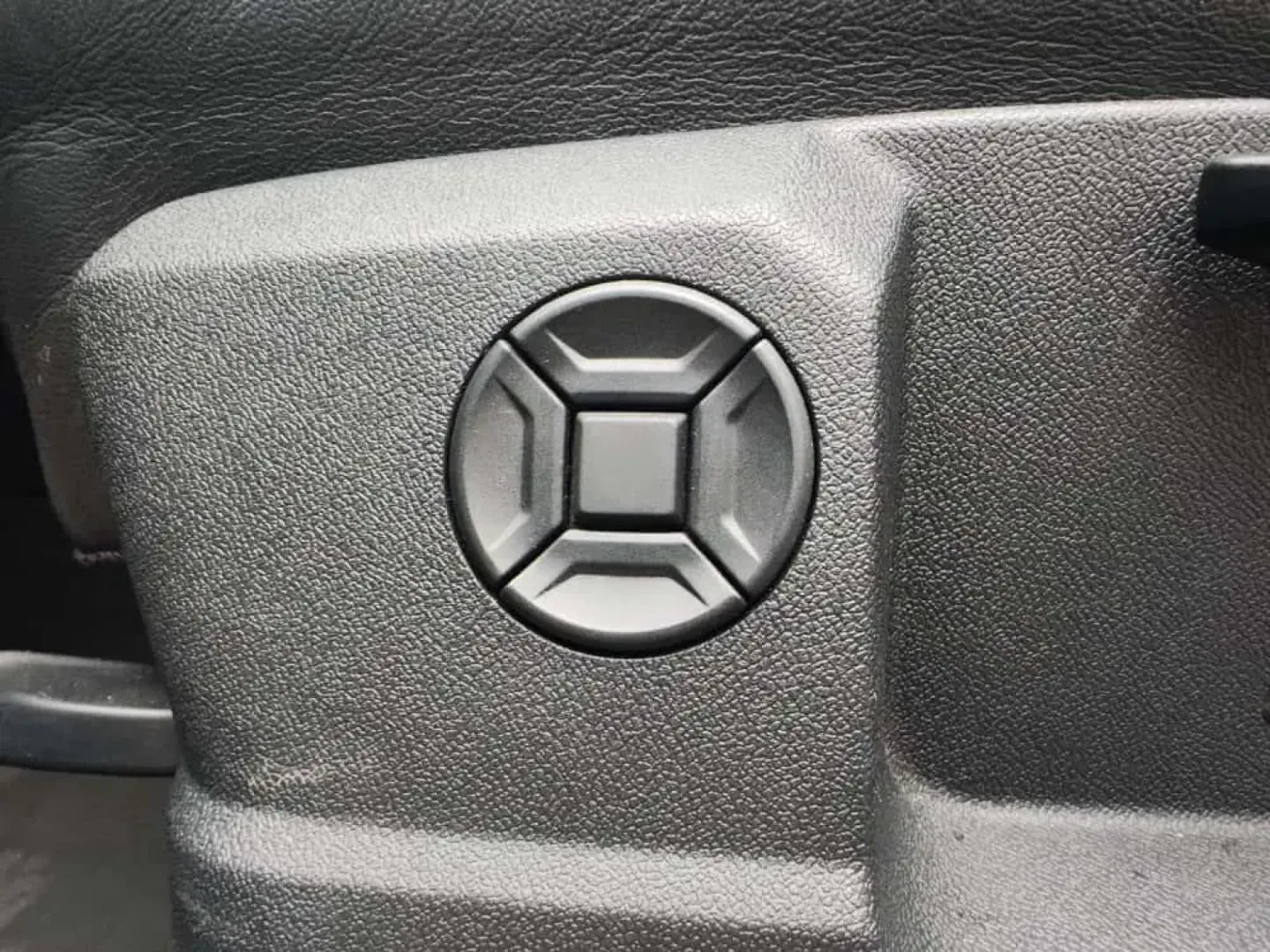 Cumpara/ Vinde online Audi Q3 2022 SH, la cel mai bun pret pentru tine!