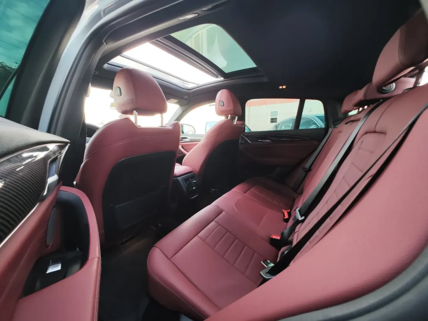 Cumpara/ Vinde online BMW X4 M 2024 SH, la cel mai bun pret pentru tine!