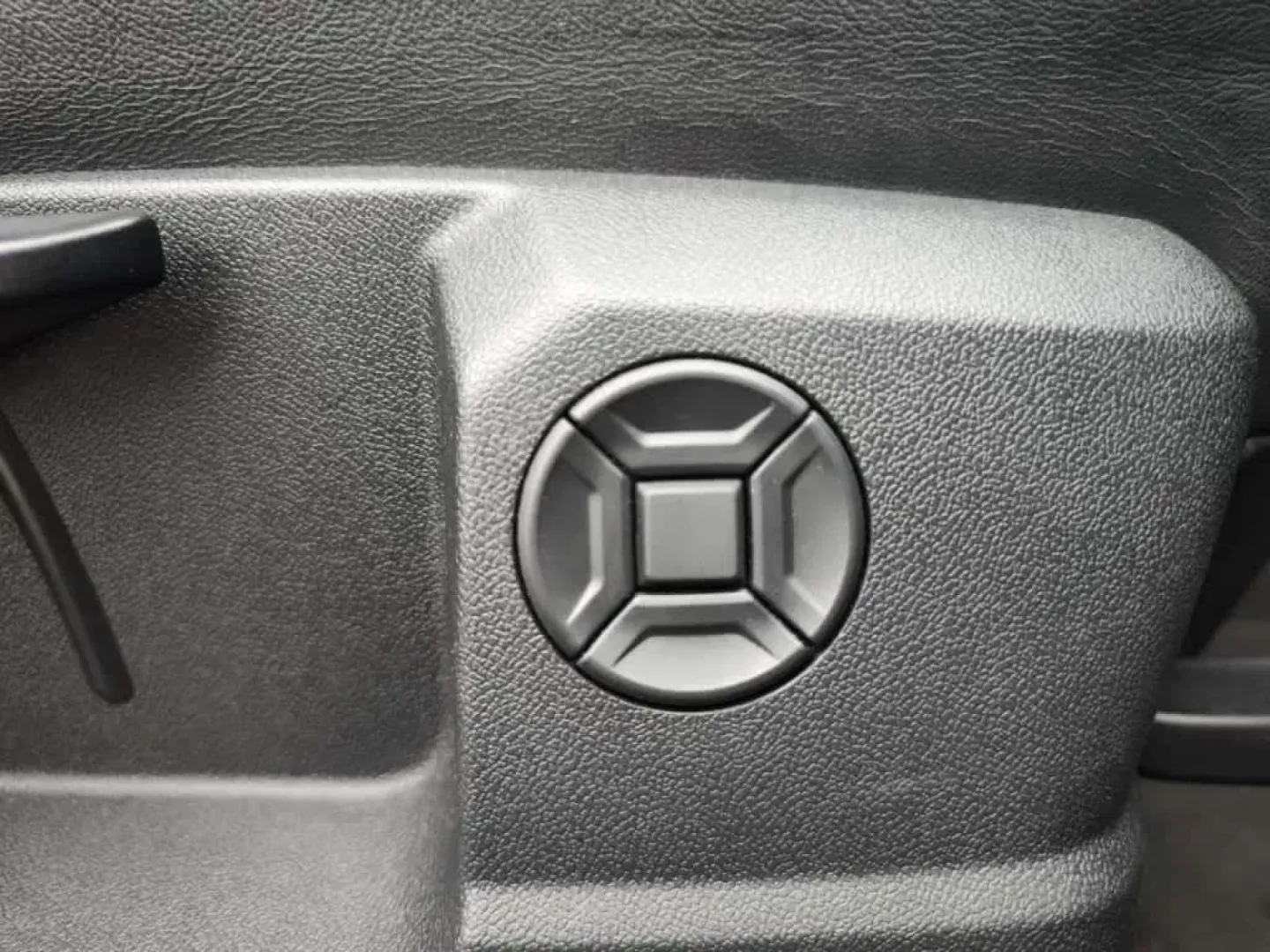 Cumpara/ Vinde online Audi Q3 2022 SH, la cel mai bun pret pentru tine!