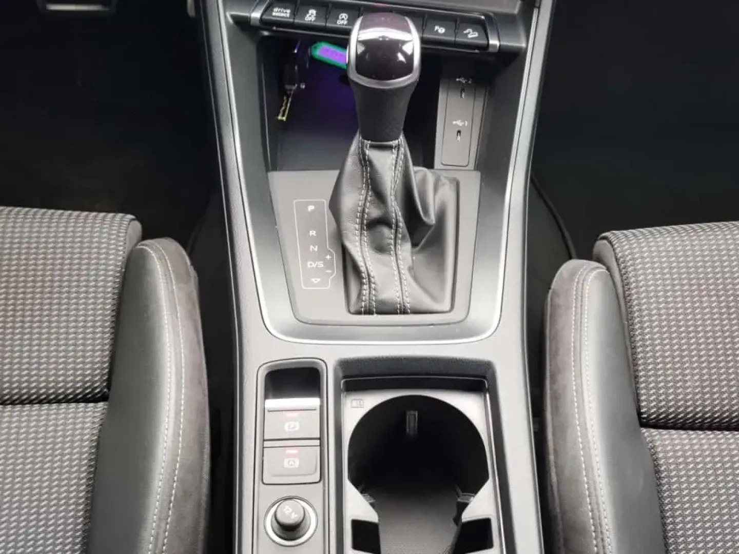 Cumpara/ Vinde online Audi Q3 2022 SH, la cel mai bun pret pentru tine!
