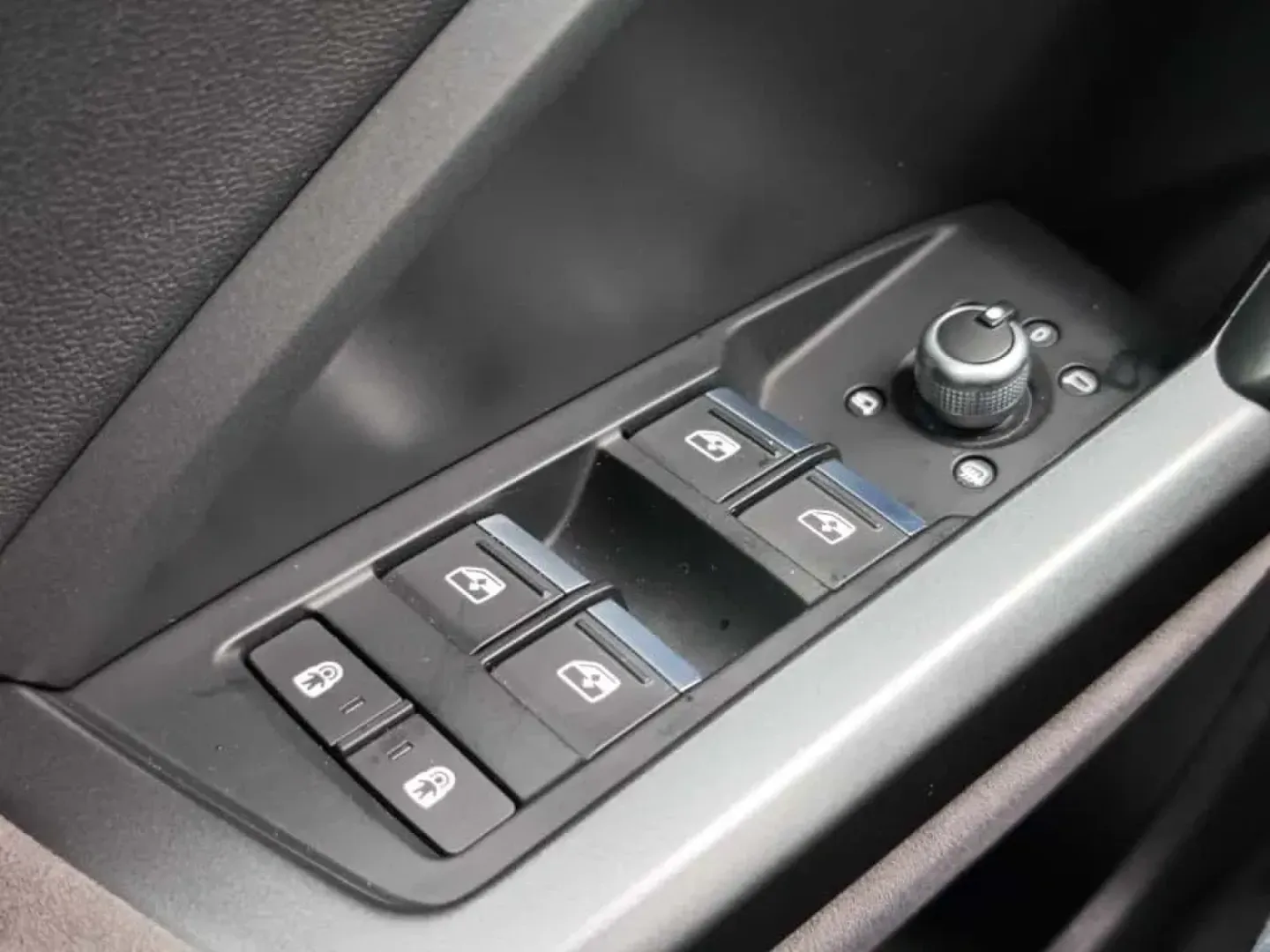 Cumpara/ Vinde online Audi Q3 2022 SH, la cel mai bun pret pentru tine!