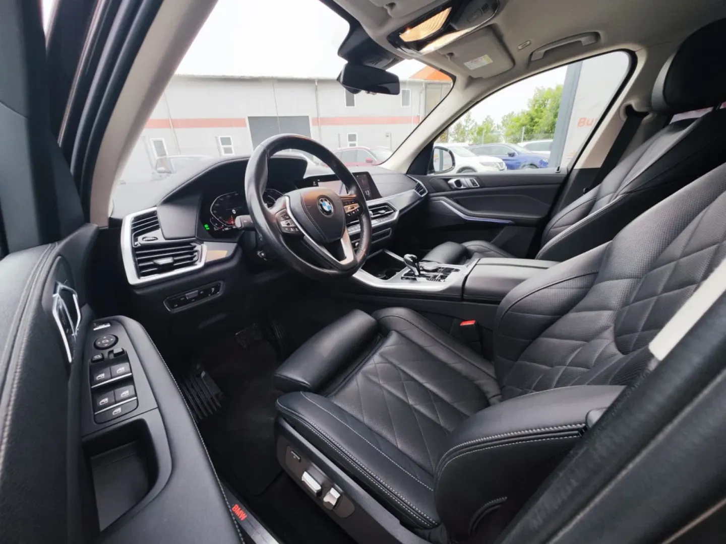 Cumpara/ Vinde online BMW X5 2022 SH, la cel mai bun pret pentru tine!