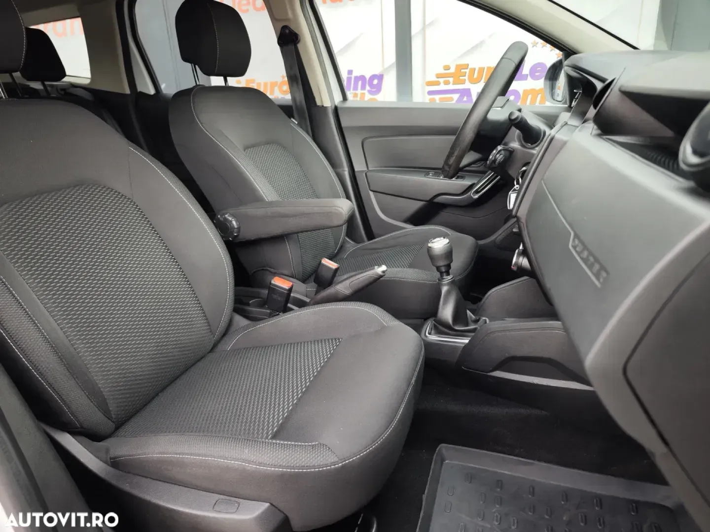 Cumpara/ Vinde online Dacia Duster 2021 SH, la cel mai bun pret pentru tine!