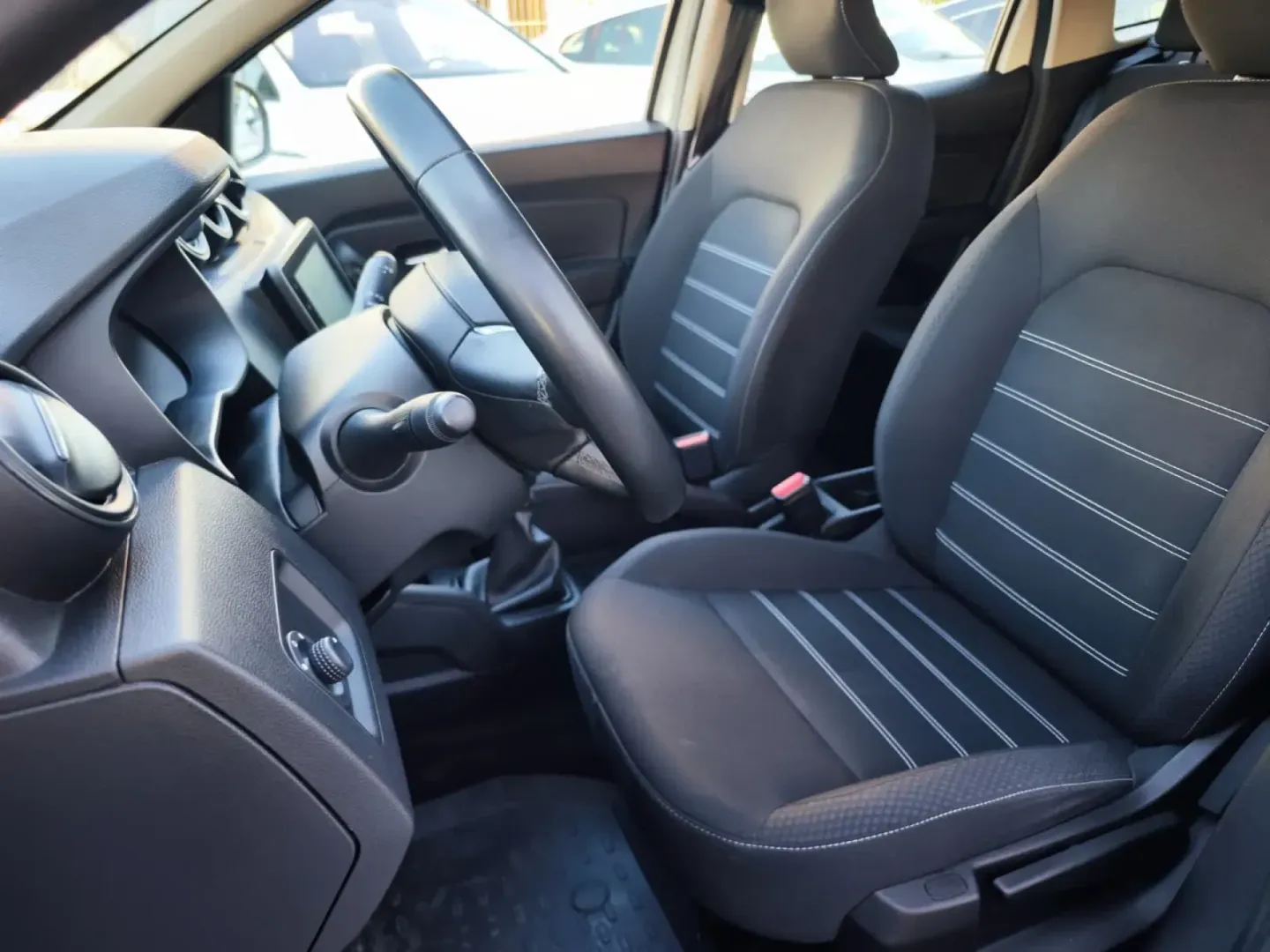 Cumpara/ Vinde online Dacia Duster 2022 SH, la cel mai bun pret pentru tine!