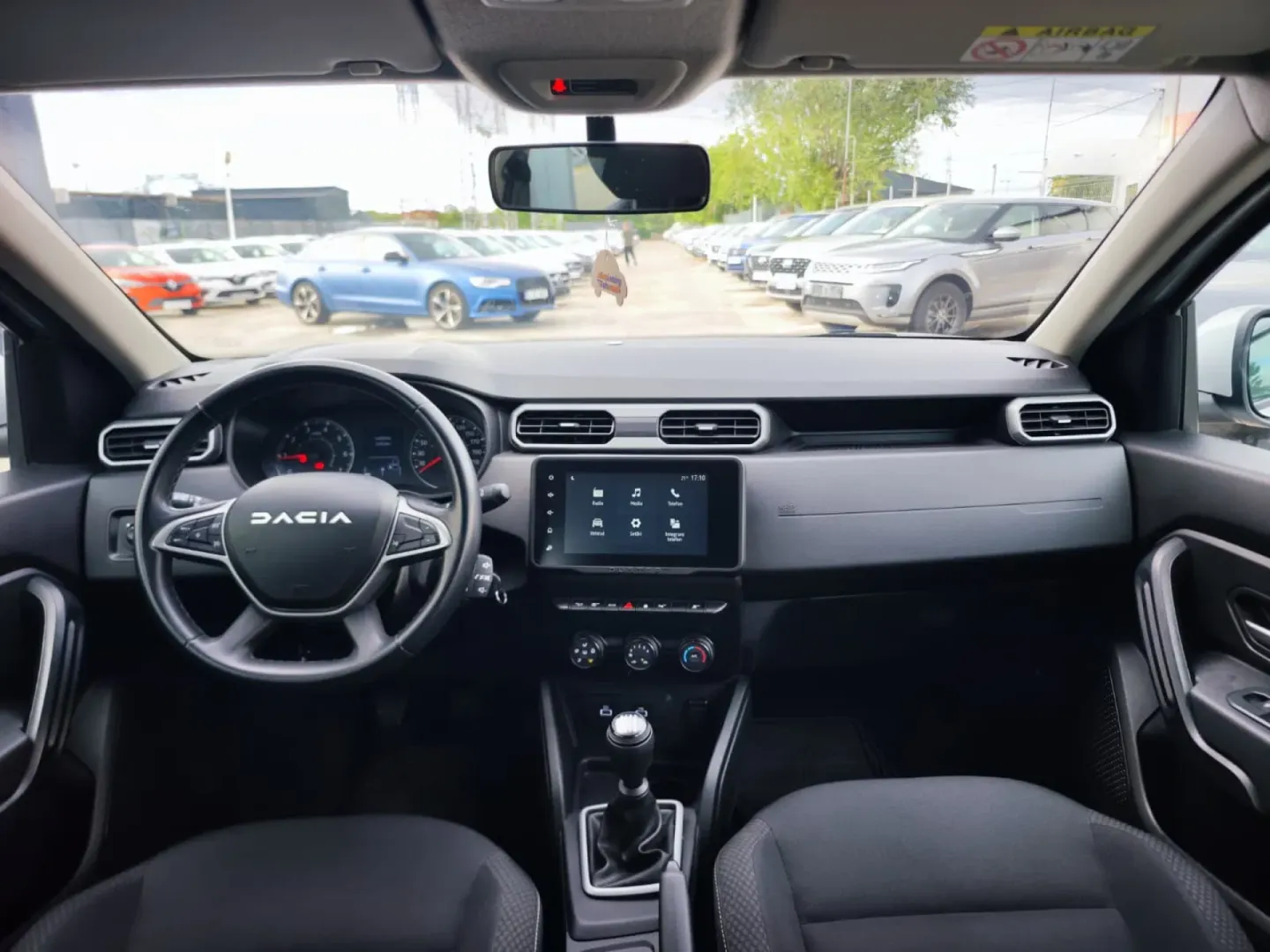 Cumpara/ Vinde online Dacia Duster 2023 SH, la cel mai bun pret pentru tine!