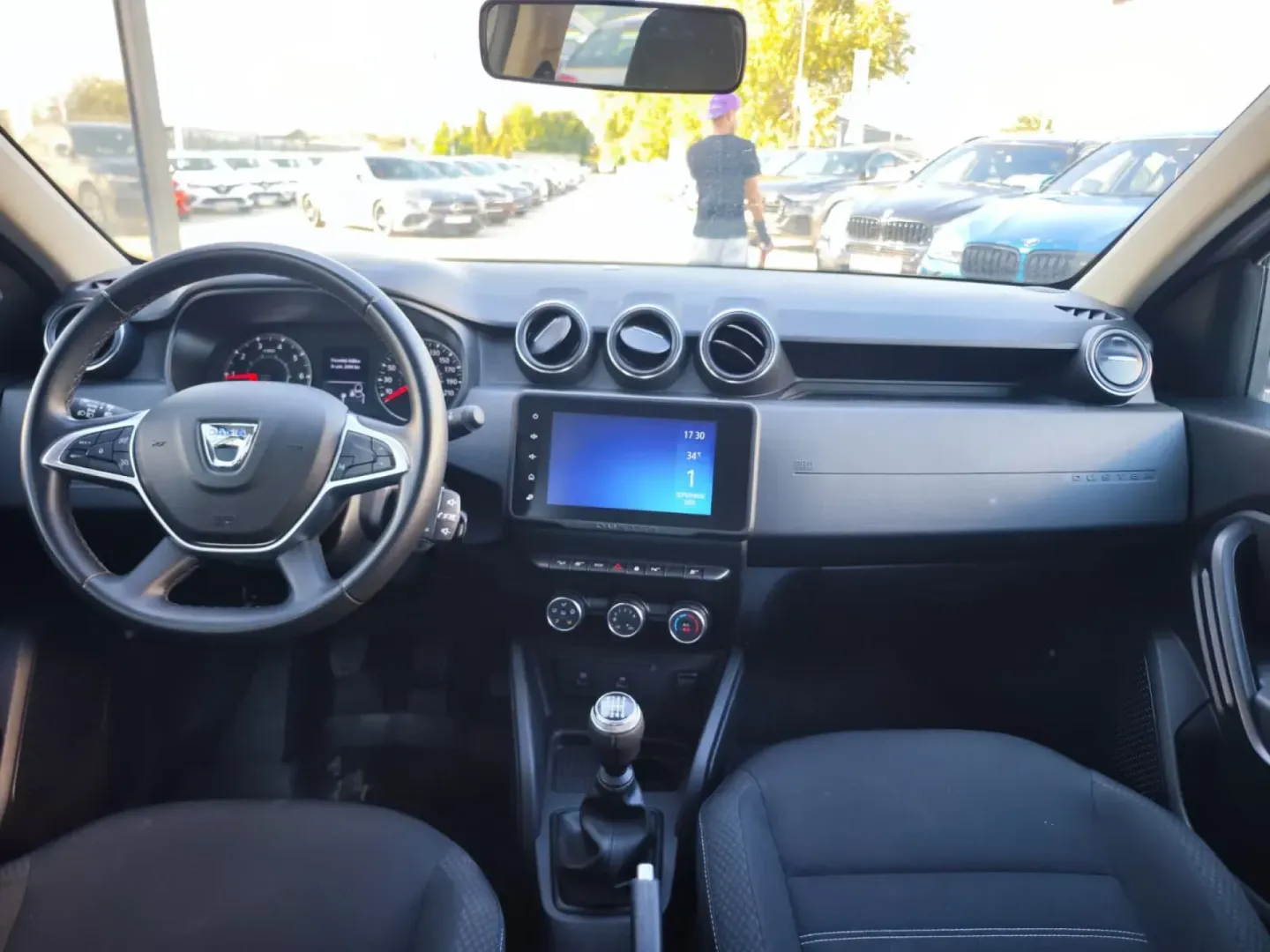 Cumpara/ Vinde online Dacia Duster 2022 SH, la cel mai bun pret pentru tine!