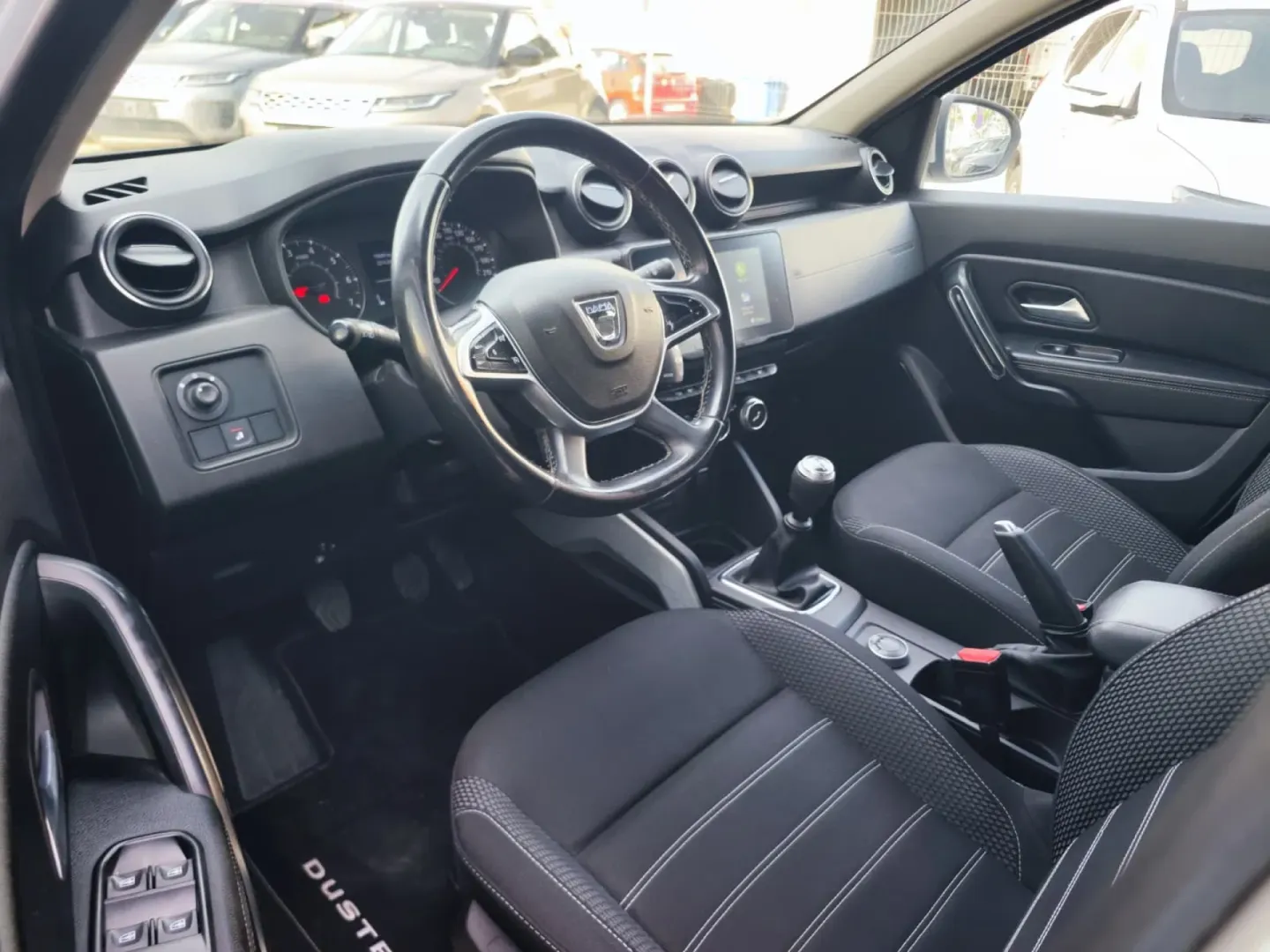 Cumpara/ Vinde online Dacia Duster 2022 SH, la cel mai bun pret pentru tine!