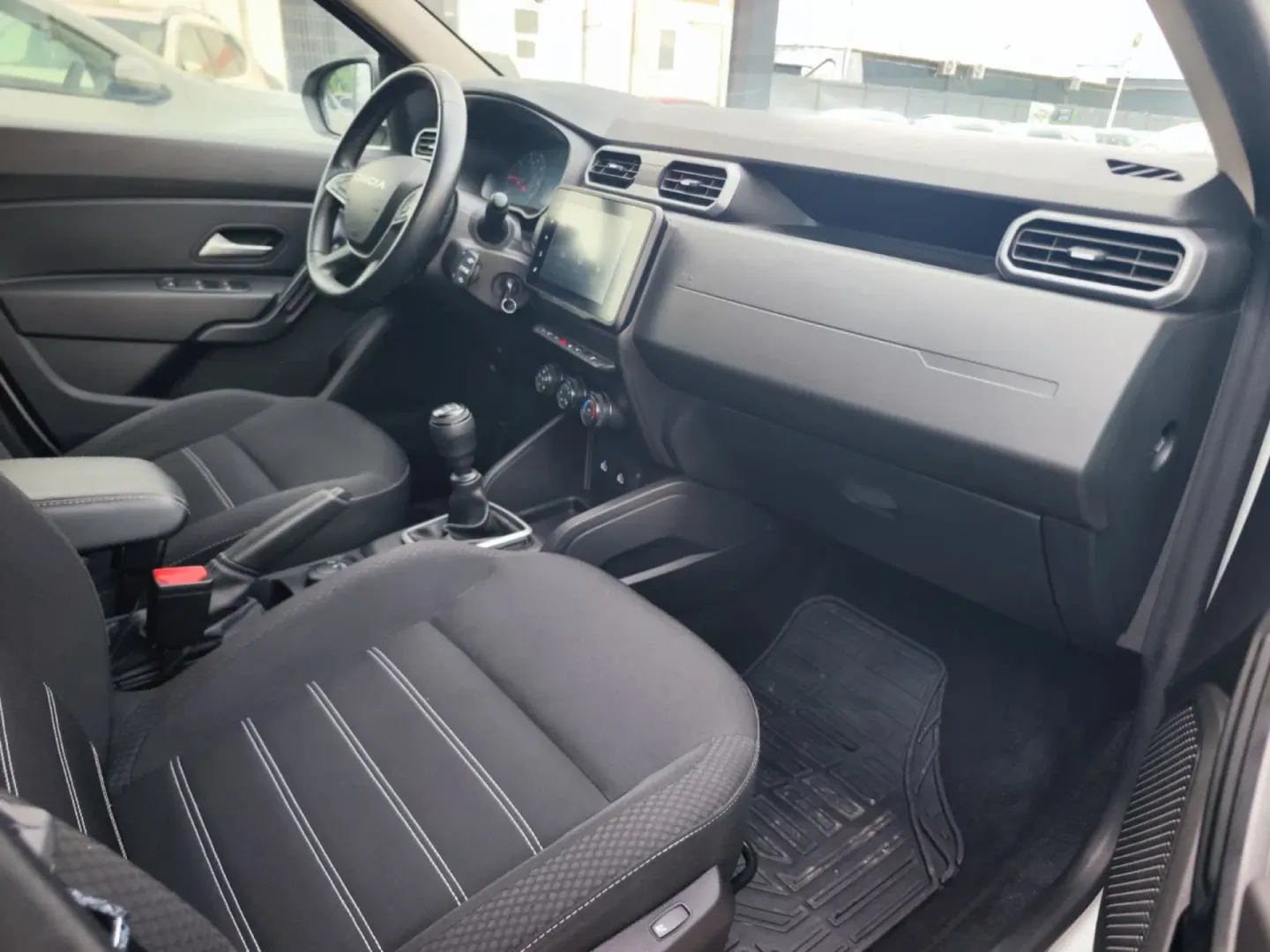 Cumpara/ Vinde online Dacia Duster 2023 SH, la cel mai bun pret pentru tine!