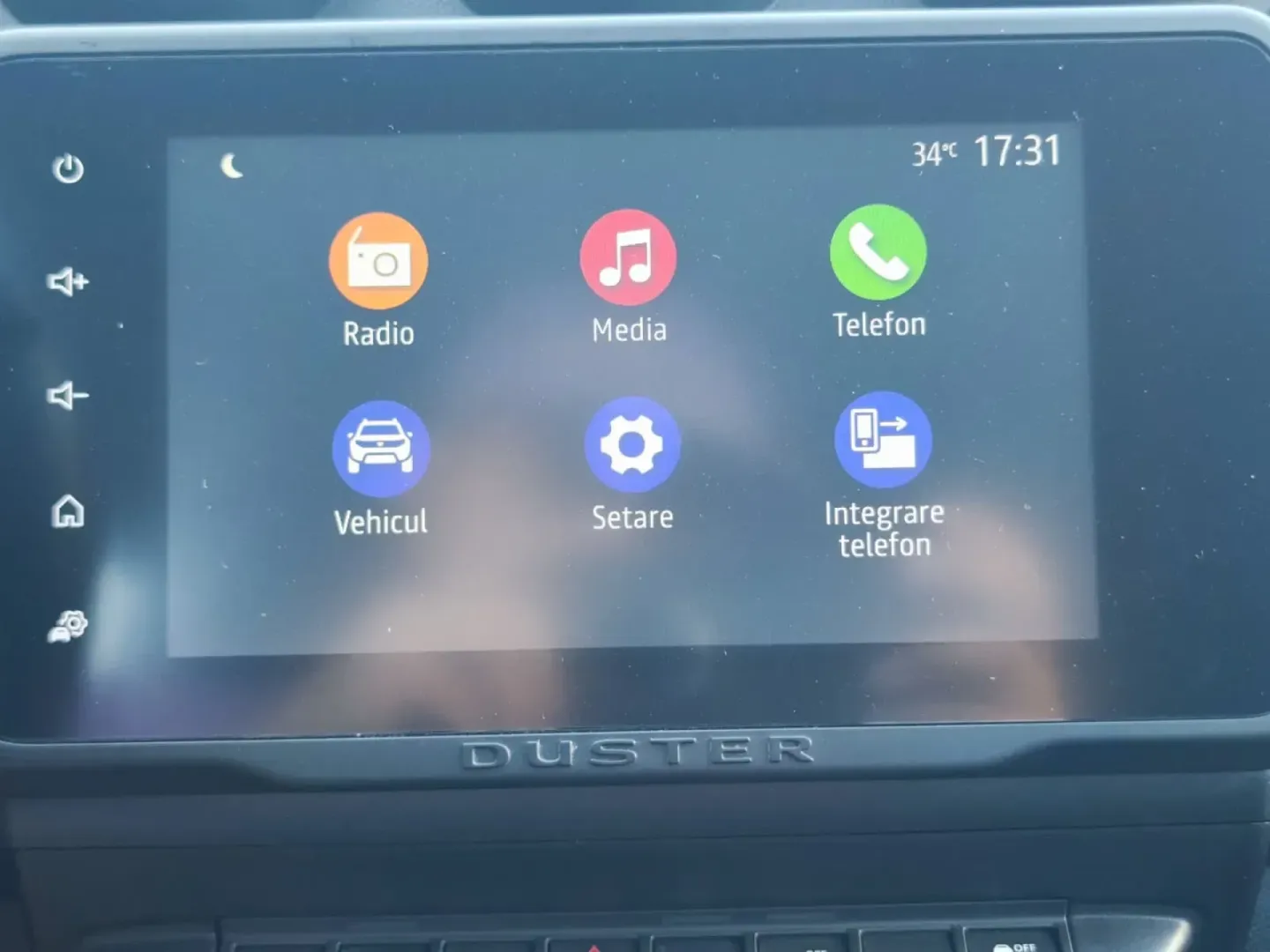 Cumpara/ Vinde online Dacia Duster 2022 SH, la cel mai bun pret pentru tine!