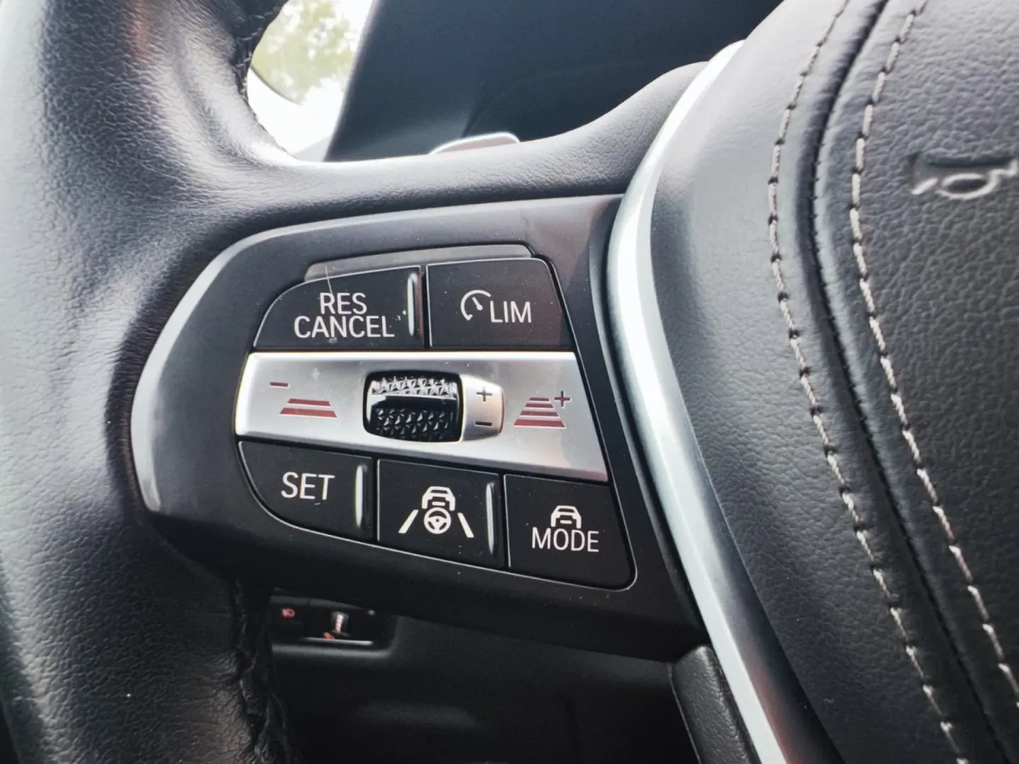Cumpara/ Vinde online BMW X5 2022 SH, la cel mai bun pret pentru tine!