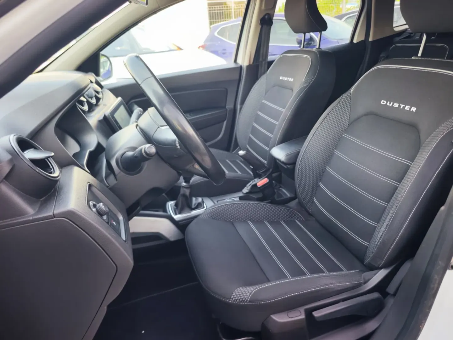 Cumpara/ Vinde online Dacia Duster 2022 SH, la cel mai bun pret pentru tine!