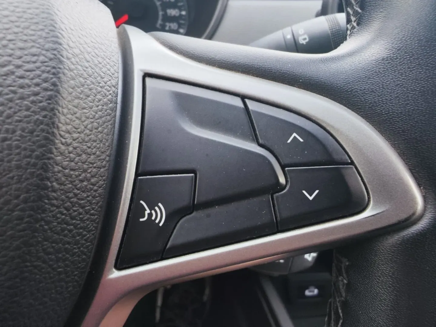 Cumpara/ Vinde online Dacia Duster 2023 SH, la cel mai bun pret pentru tine!