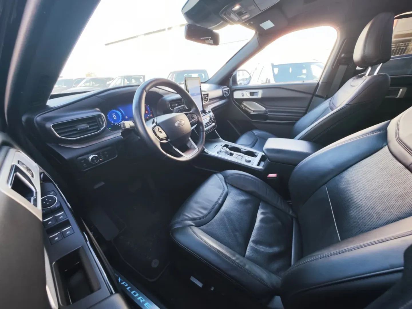 Cumpara/ Vinde online Ford Explorer 2022 SH, la cel mai bun pret pentru tine!