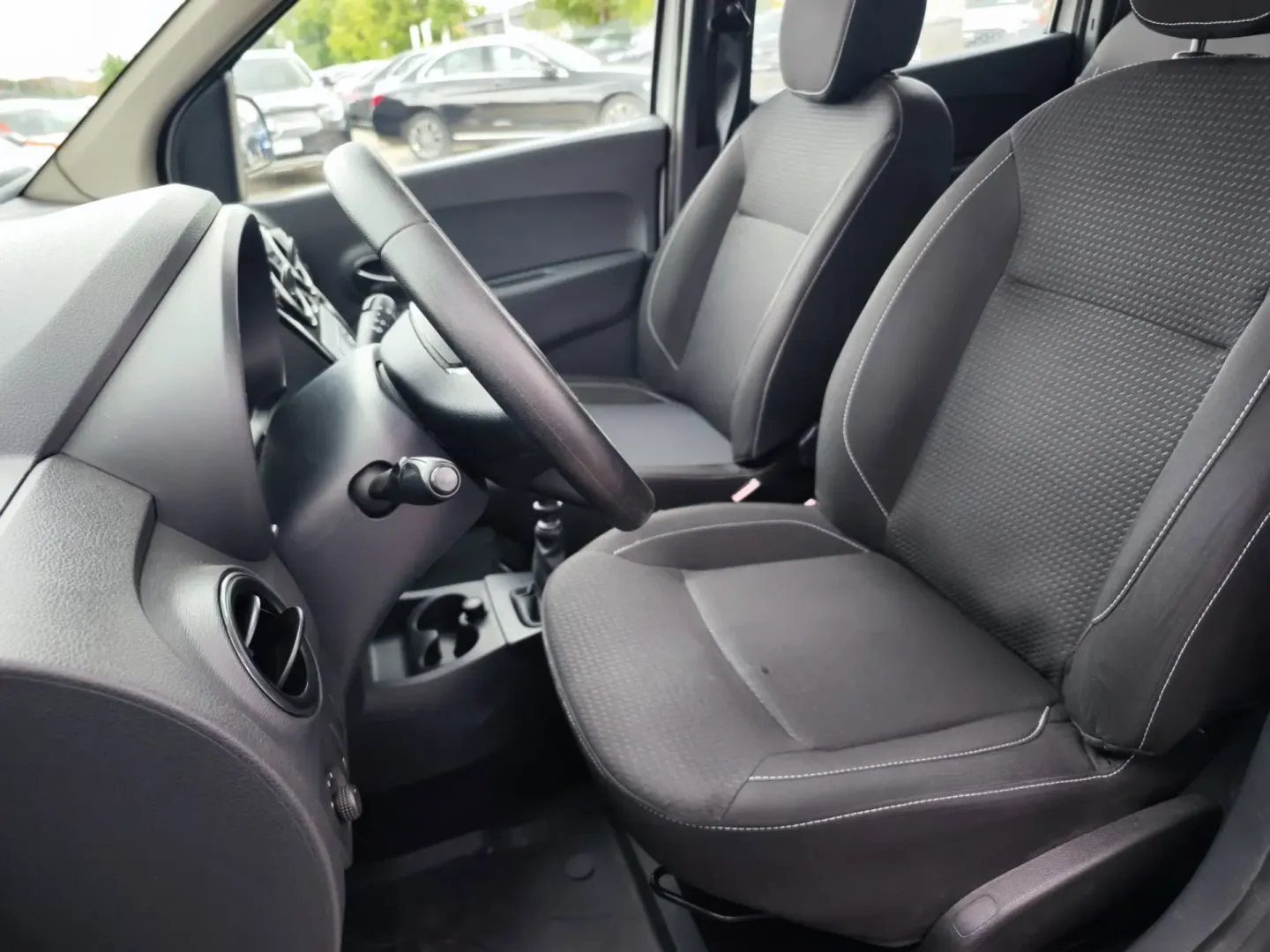 Cumpara/ Vinde online Dacia Lodgy 2019 SH, la cel mai bun pret pentru tine!