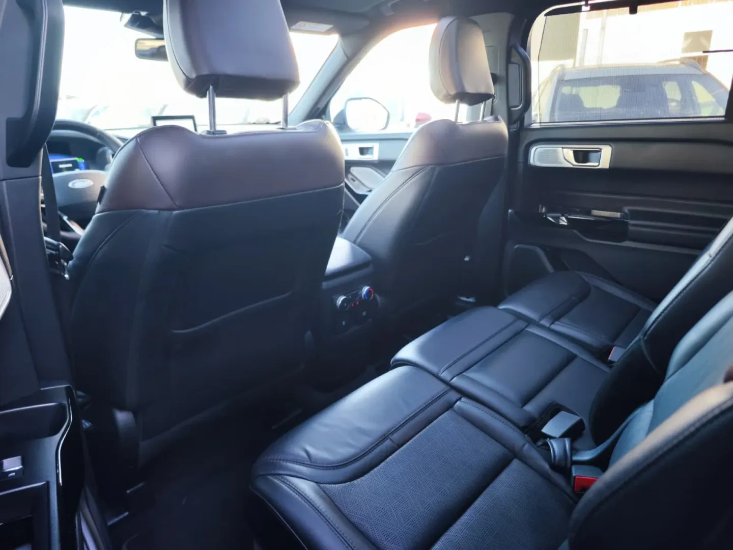 Cumpara/ Vinde online Ford Explorer 2022 SH, la cel mai bun pret pentru tine!