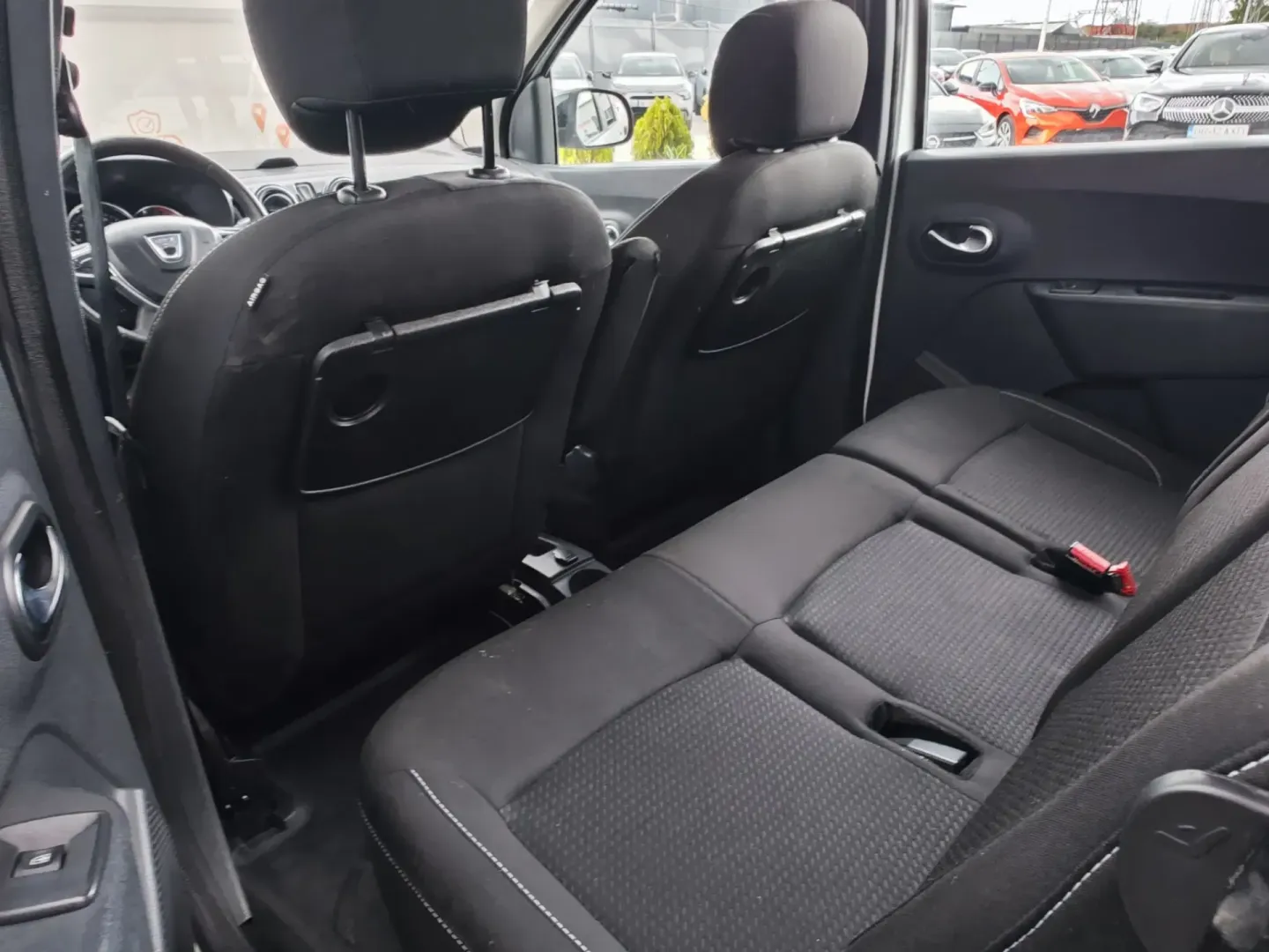 Cumpara/ Vinde online Dacia Lodgy 2019 SH, la cel mai bun pret pentru tine!