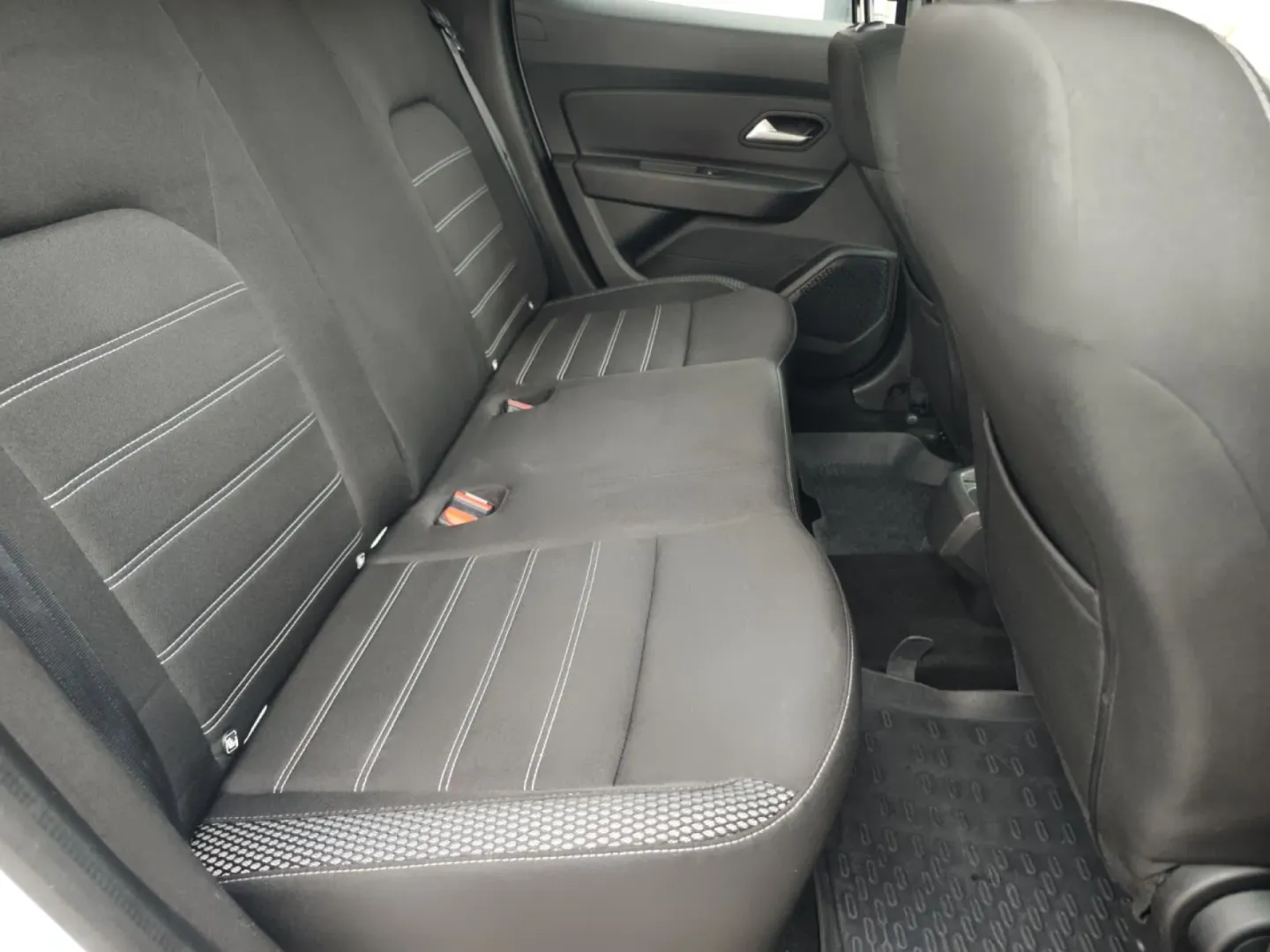 Cumpara/ Vinde online Dacia Duster 2021 SH, la cel mai bun pret pentru tine!