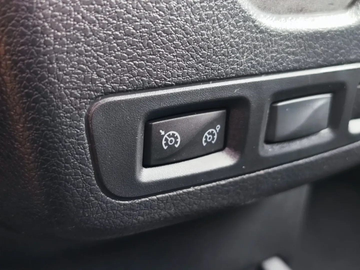 Cumpara/ Vinde online Dacia Lodgy 2019 SH, la cel mai bun pret pentru tine!
