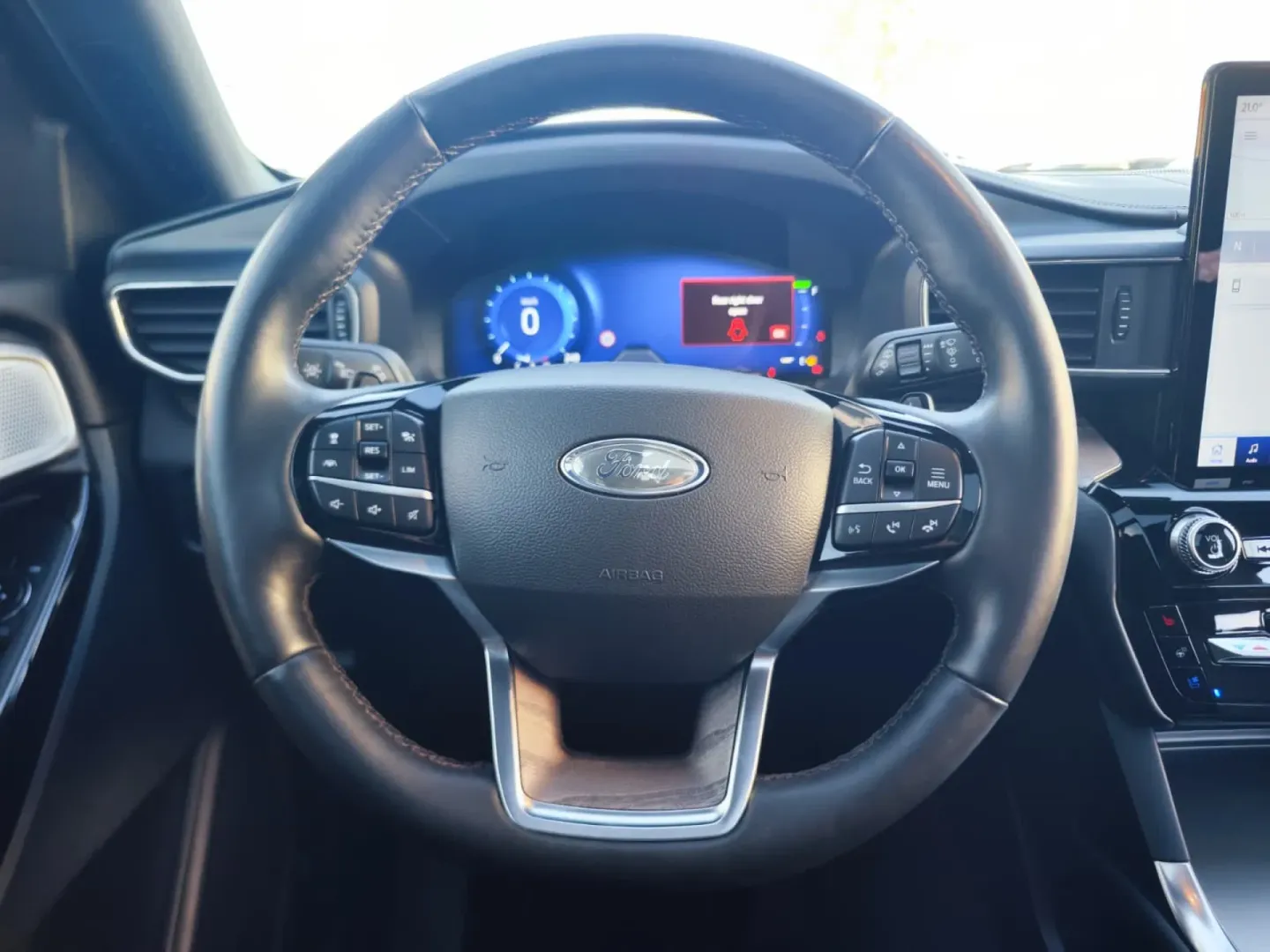 Cumpara/ Vinde online Ford Explorer 2022 SH, la cel mai bun pret pentru tine!