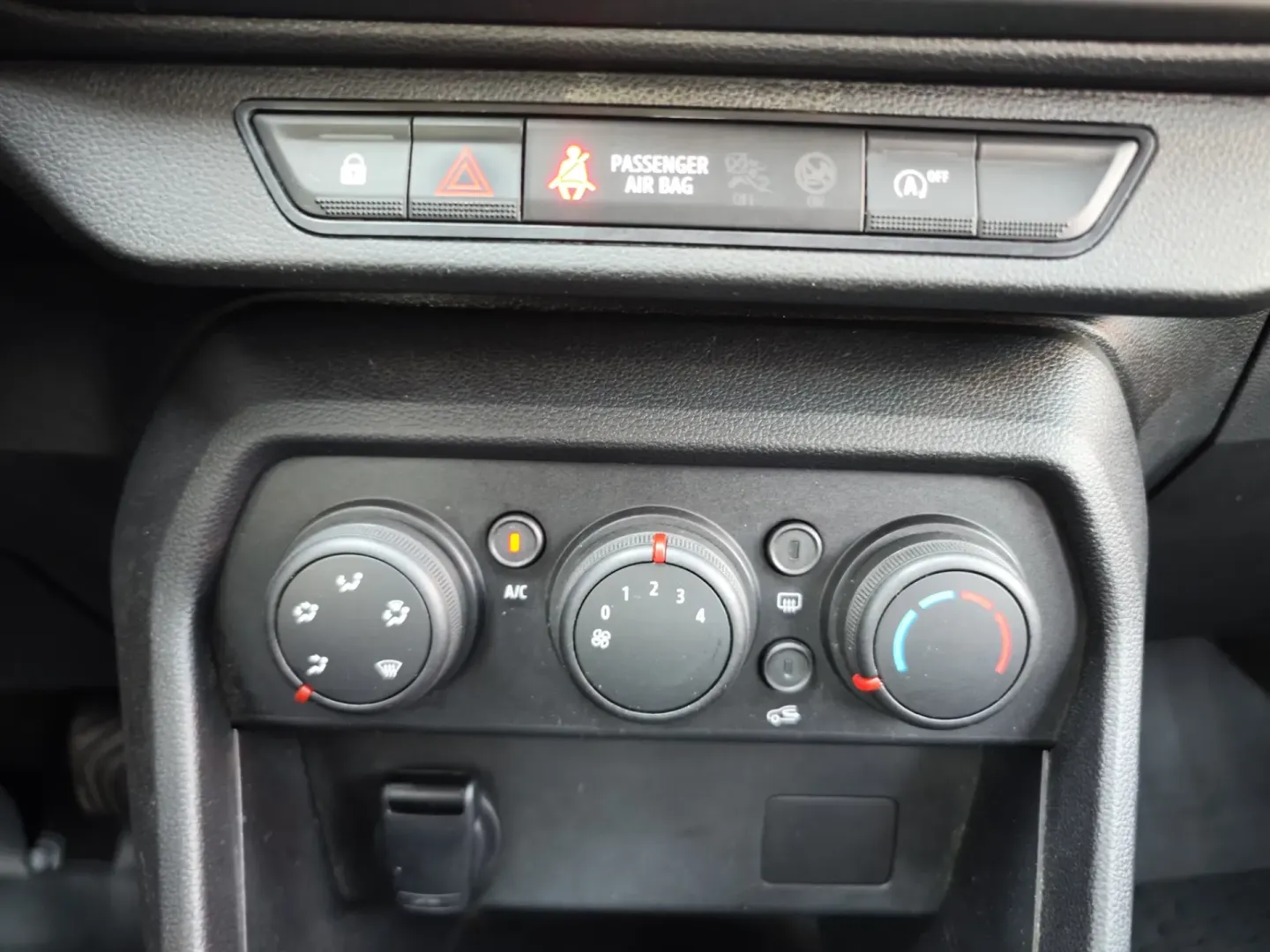 Cumpara/ Vinde online Dacia Logan 2021 SH, la cel mai bun pret pentru tine!