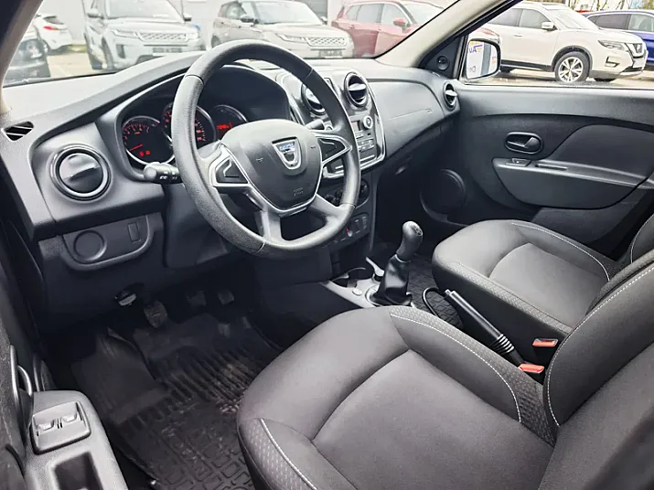 Cumpără / Vinde Dacia Logan 2020 SH, la cel mai bun pret pentru tine!