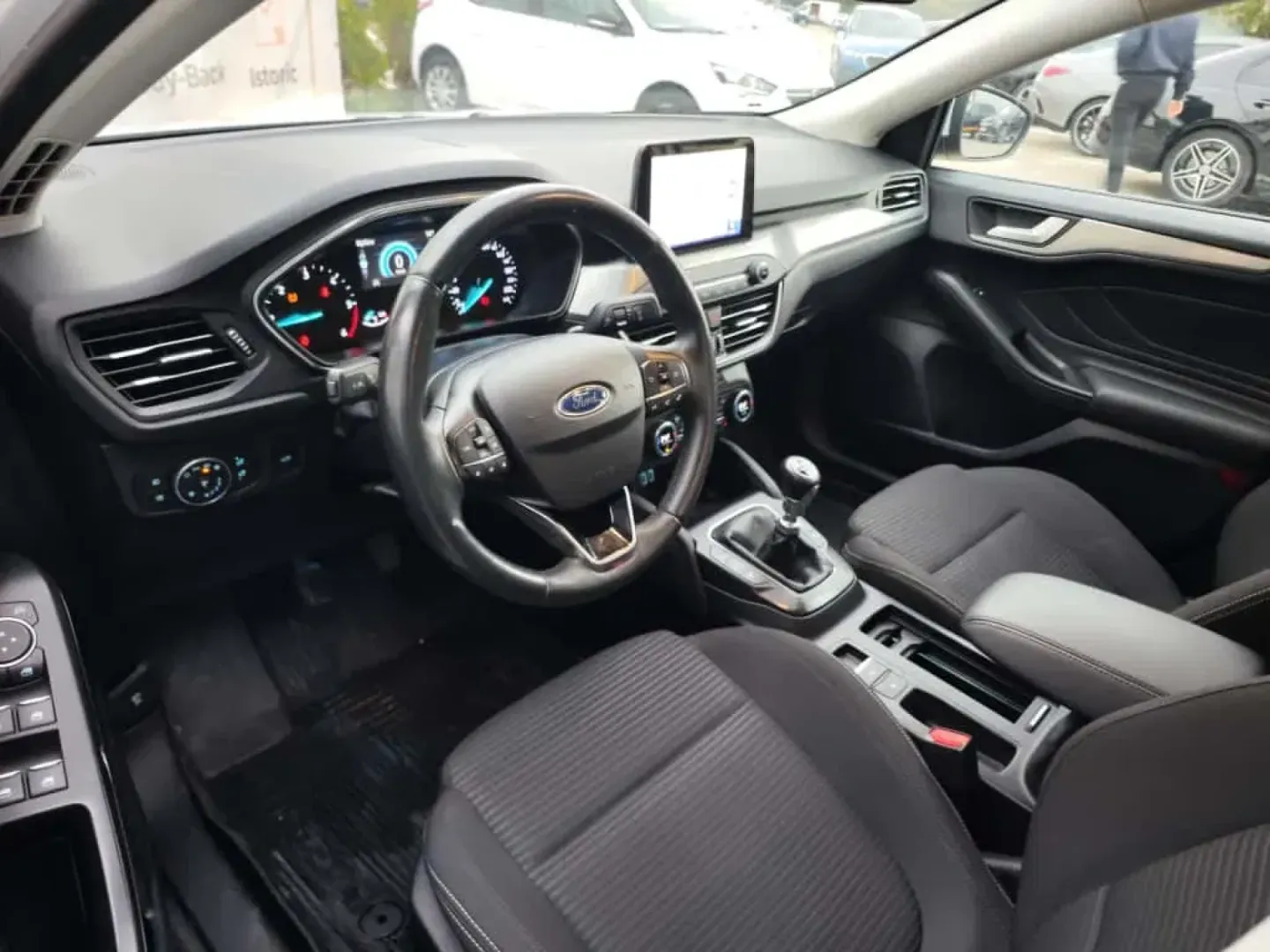 Cumpara/ Vinde online Ford Focus 2020 SH, la cel mai bun pret pentru tine!