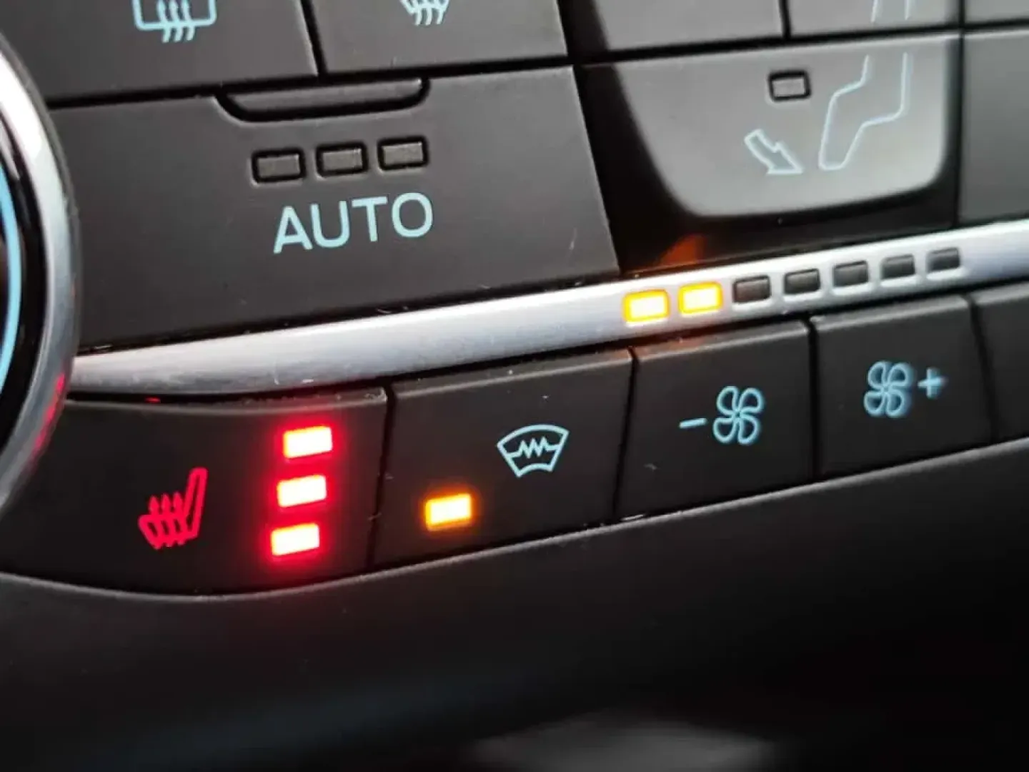 Cumpara/ Vinde online Ford Focus 2020 SH, la cel mai bun pret pentru tine!