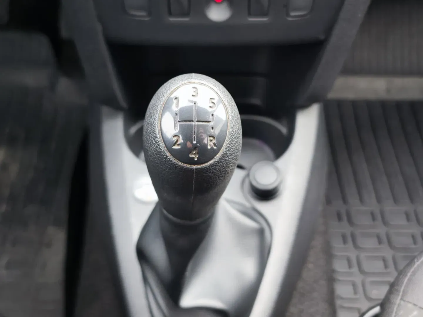 Cumpara/ Vinde online Dacia Logan 2020 SH, la cel mai bun pret pentru tine!