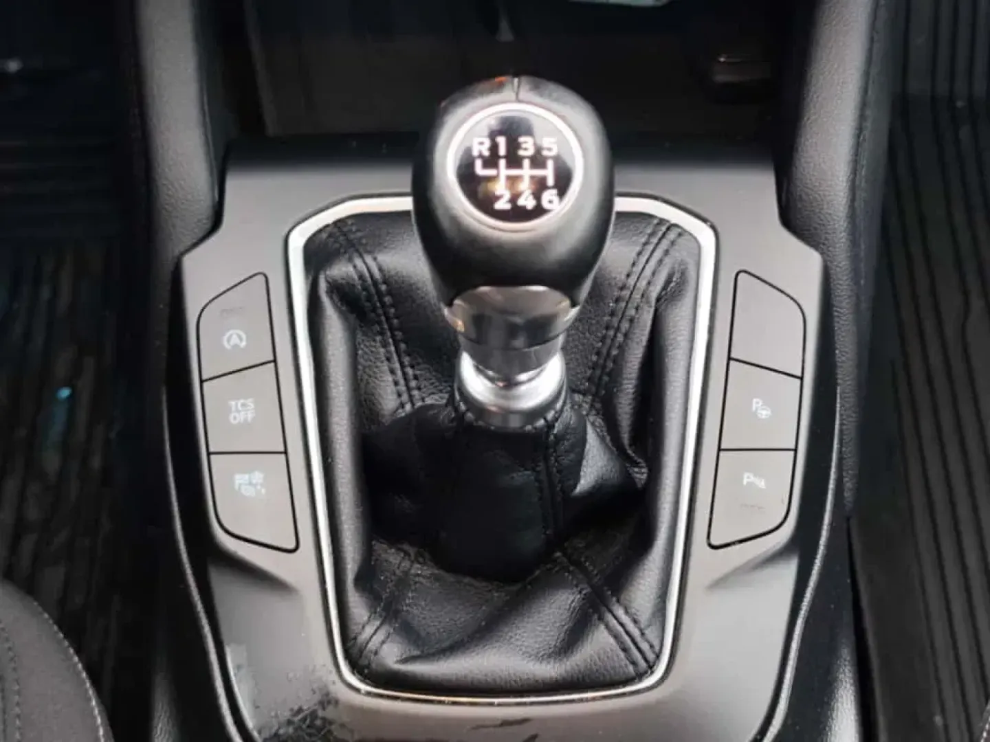 Cumpara/ Vinde online Ford Focus 2020 SH, la cel mai bun pret pentru tine!