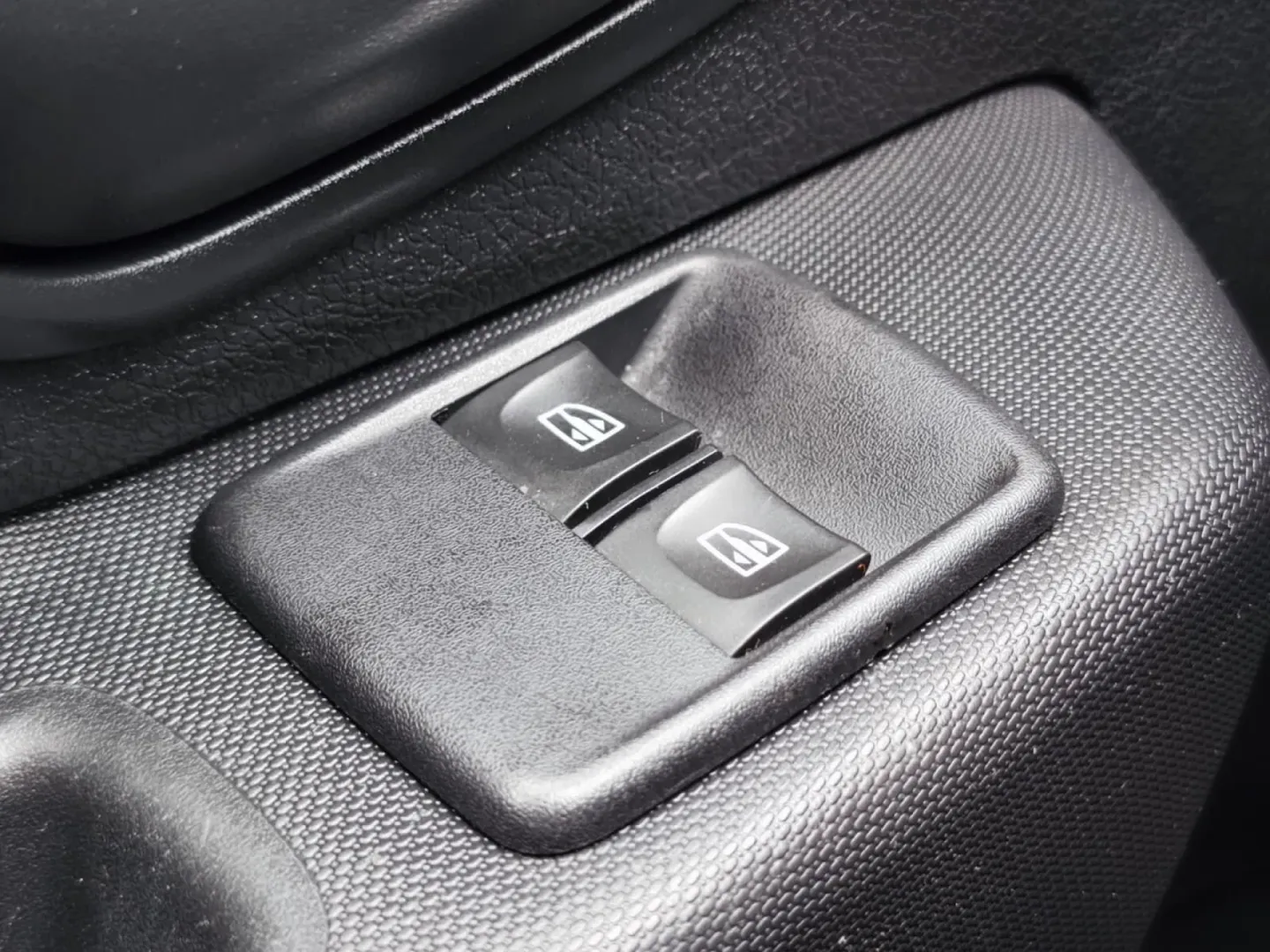 Cumpara/ Vinde online Dacia Logan 2020 SH, la cel mai bun pret pentru tine!