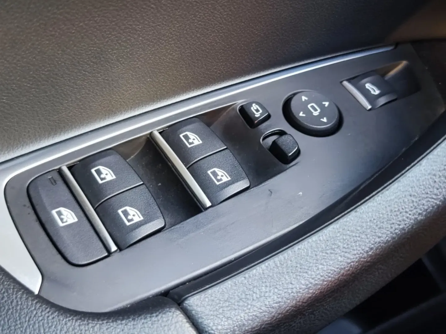 Cumpara/ Vinde online BMW X3 2022 SH, la cel mai bun pret pentru tine!
