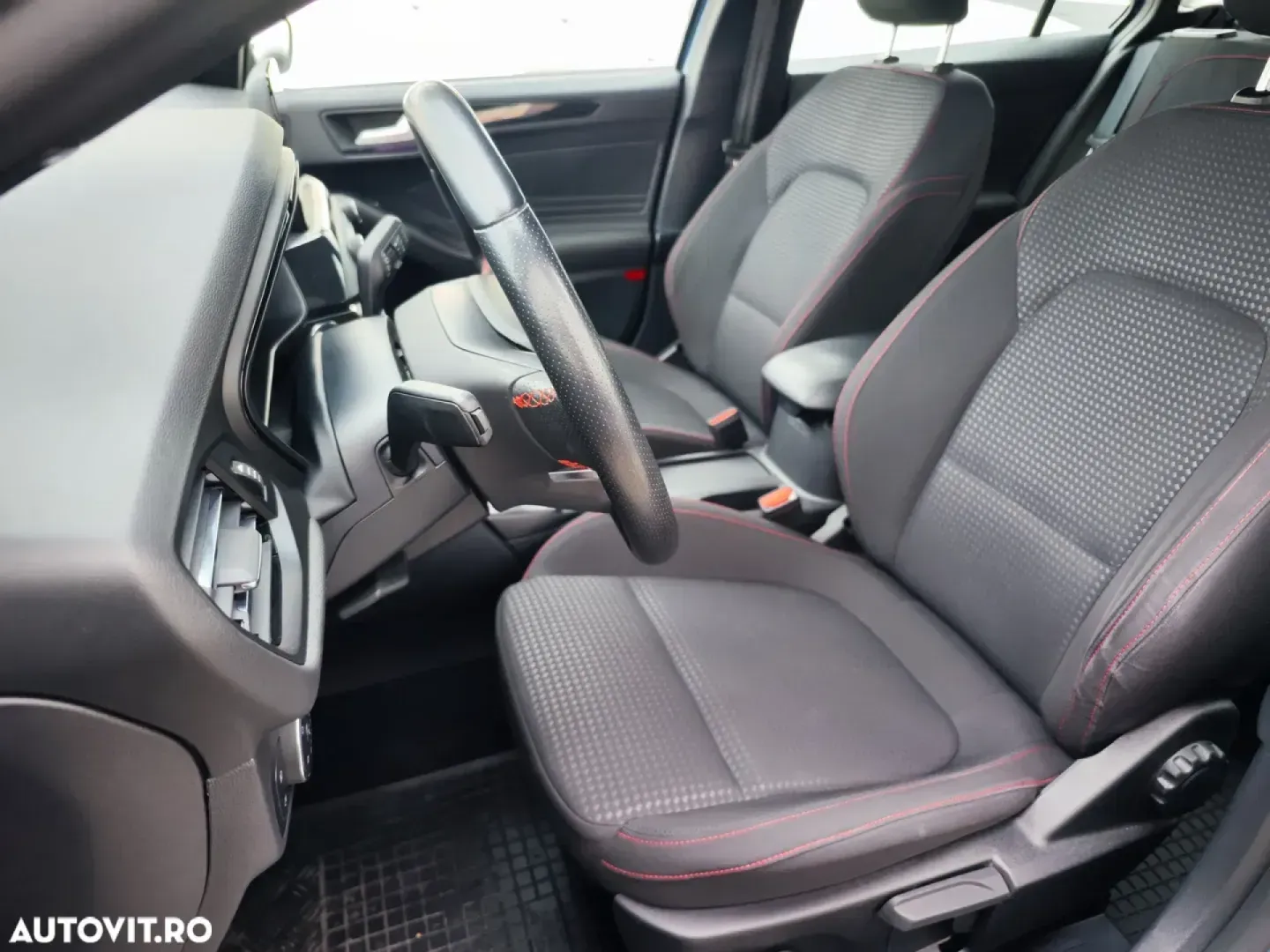 Cumpara/ Vinde online Ford Focus 2019 SH, la cel mai bun pret pentru tine!