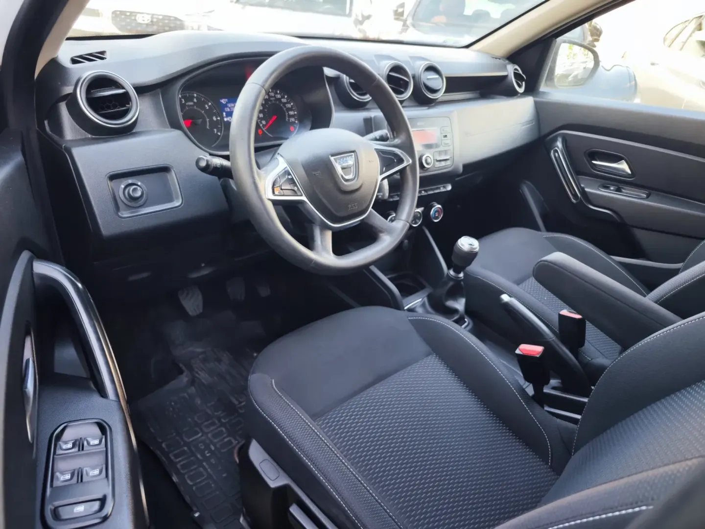 Cumpara/ Vinde online Dacia Duster 2020 SH, la cel mai bun pret pentru tine!