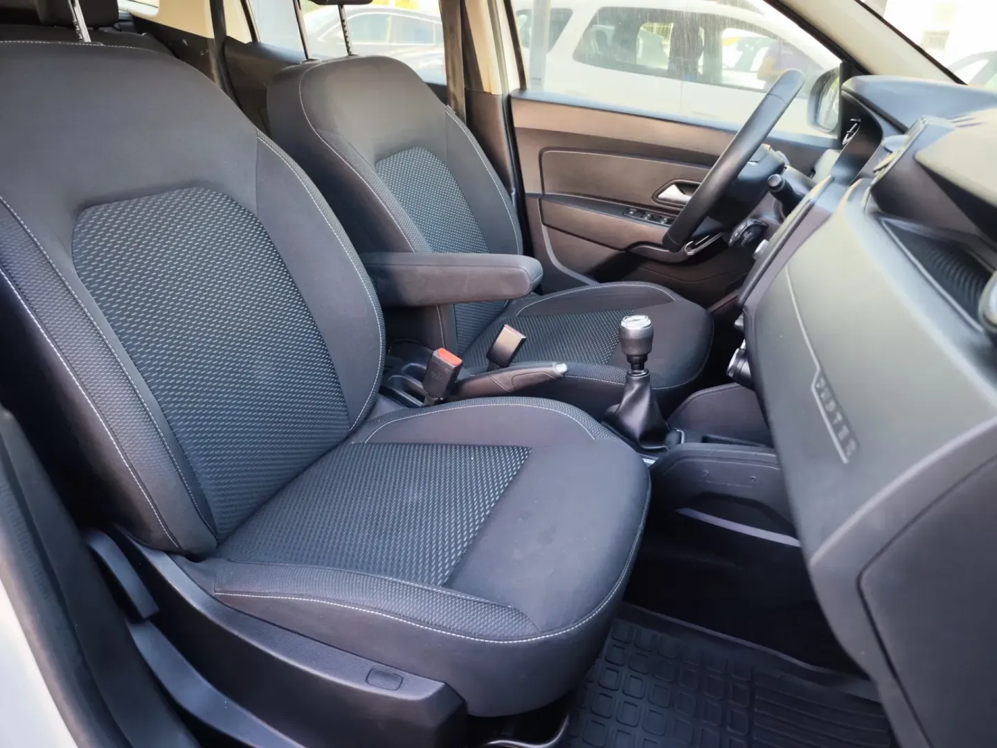Cumpara/ Vinde online Dacia Duster 2020 SH, la cel mai bun pret pentru tine!