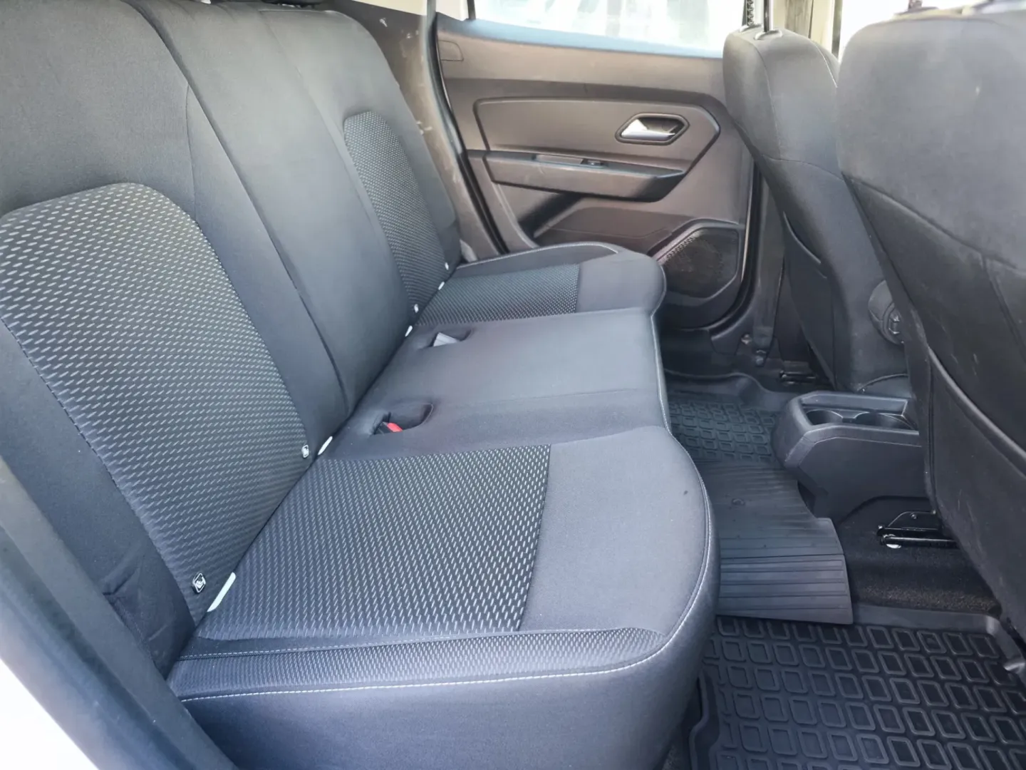 Cumpara/ Vinde online Dacia Duster 2020 SH, la cel mai bun pret pentru tine!