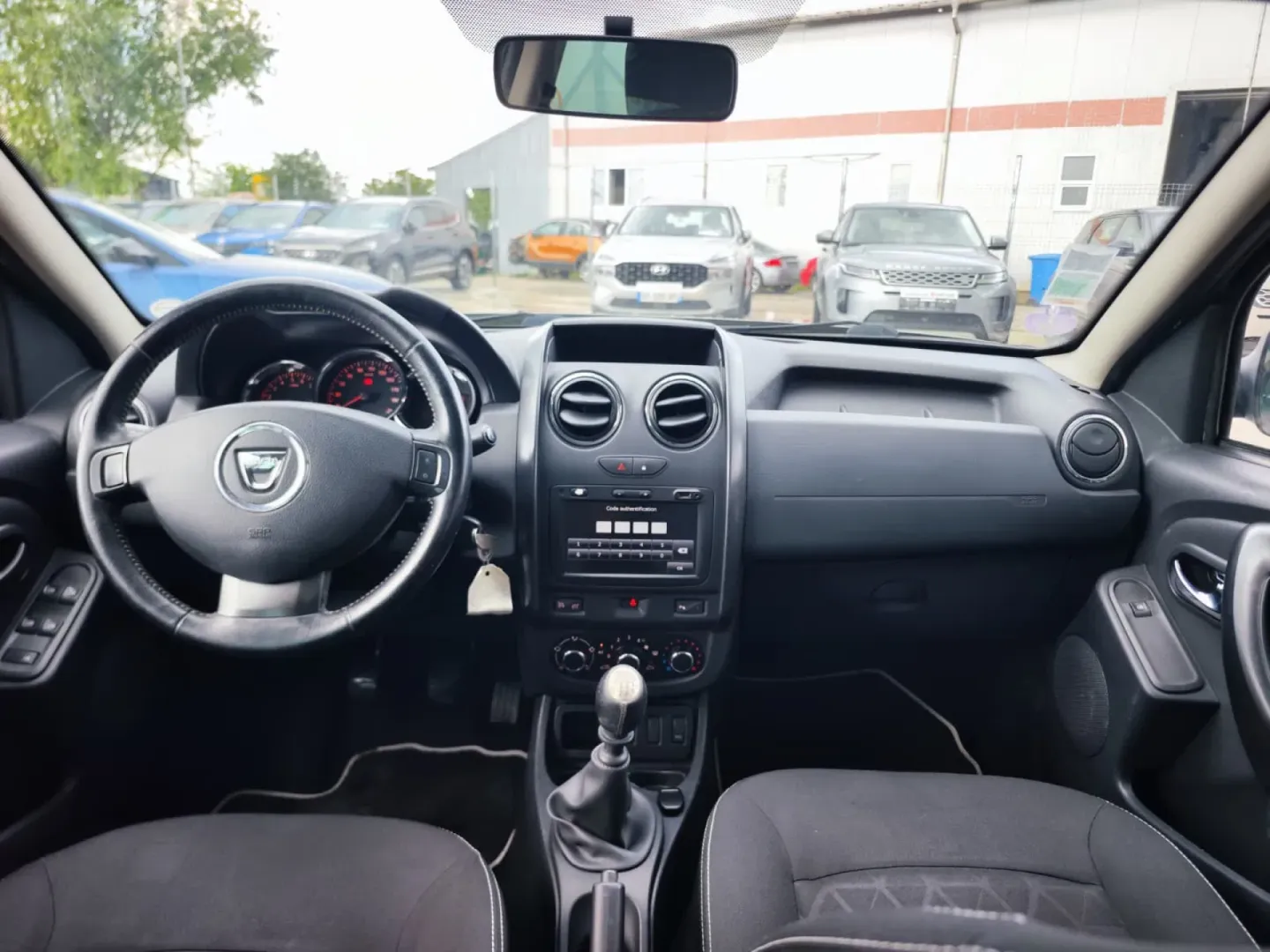 Cumpara/ Vinde online Dacia Duster 2014 SH, la cel mai bun pret pentru tine!