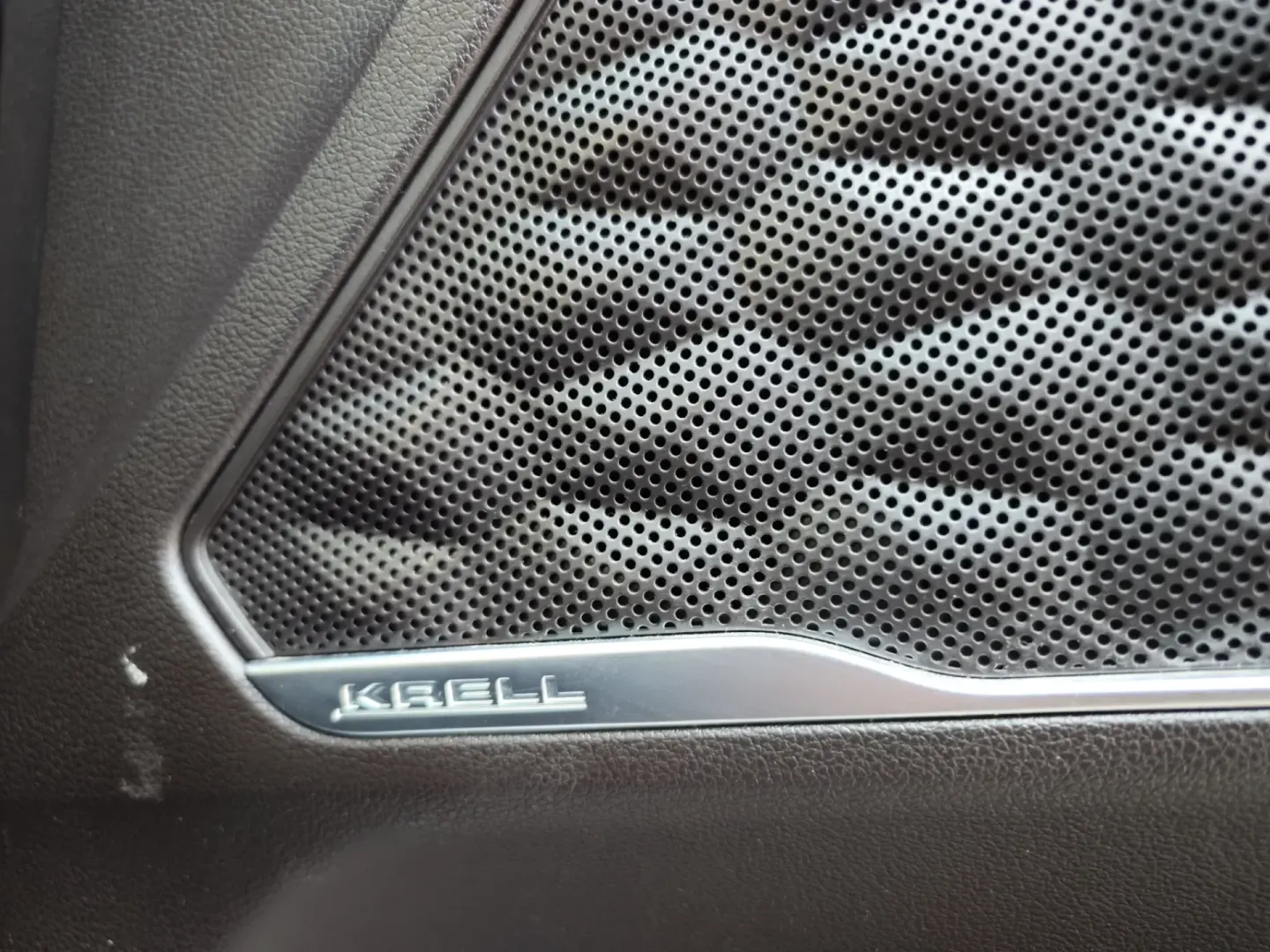Cumpara/ Vinde online Hyundai Santa Fe 2020 SH, la cel mai bun pret pentru tine!