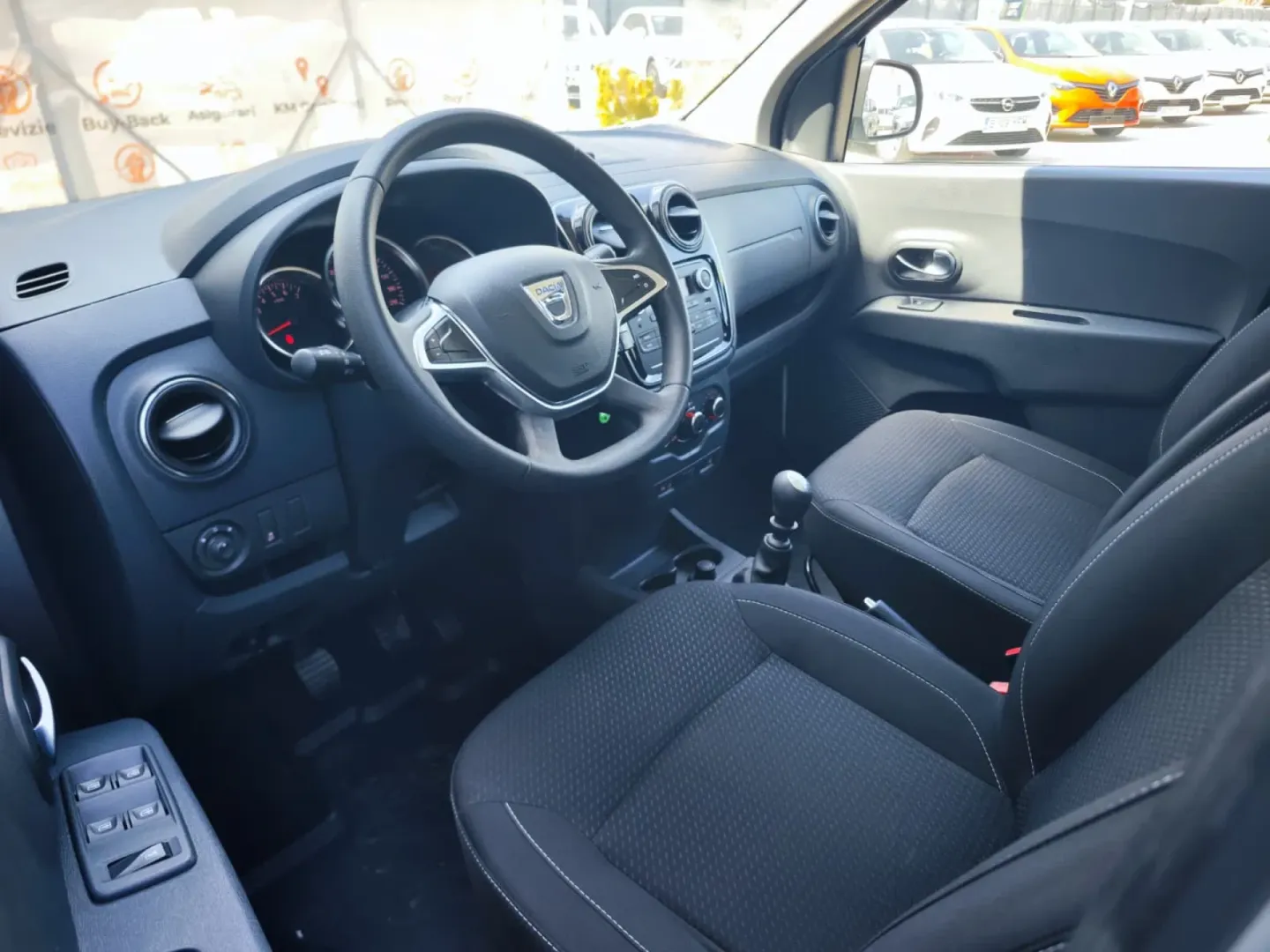 Cumpara/ Vinde online Dacia Lodgy 2021 SH, la cel mai bun pret pentru tine!