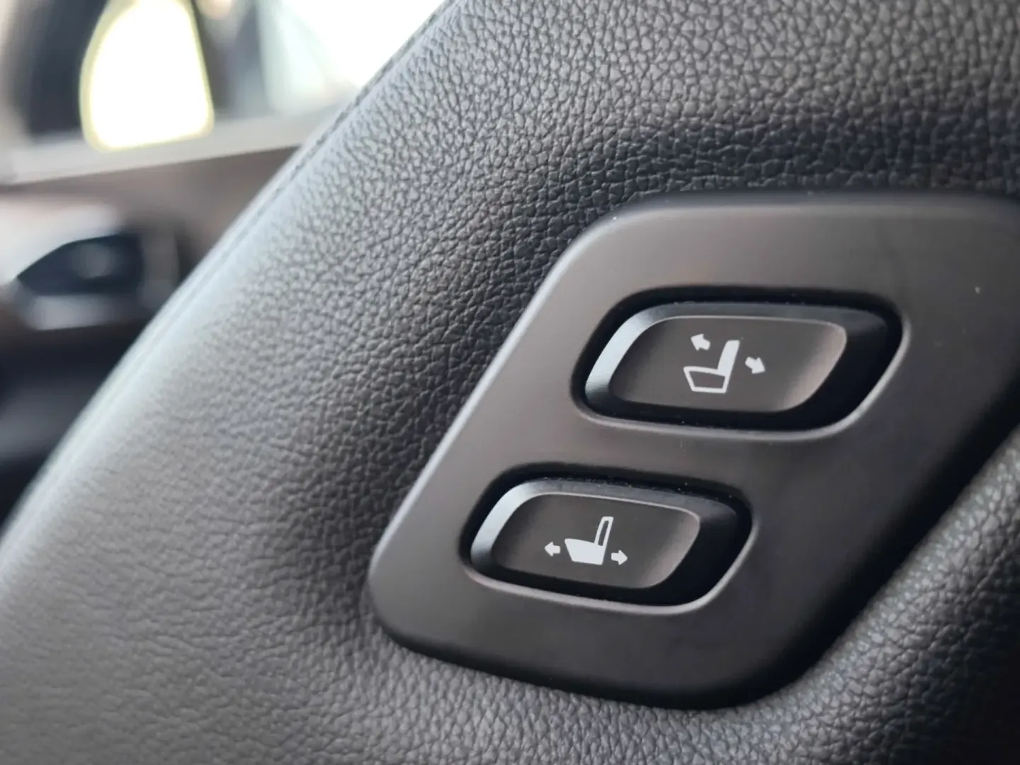 Cumpara/ Vinde online Hyundai Santa Fe 2020 SH, la cel mai bun pret pentru tine!