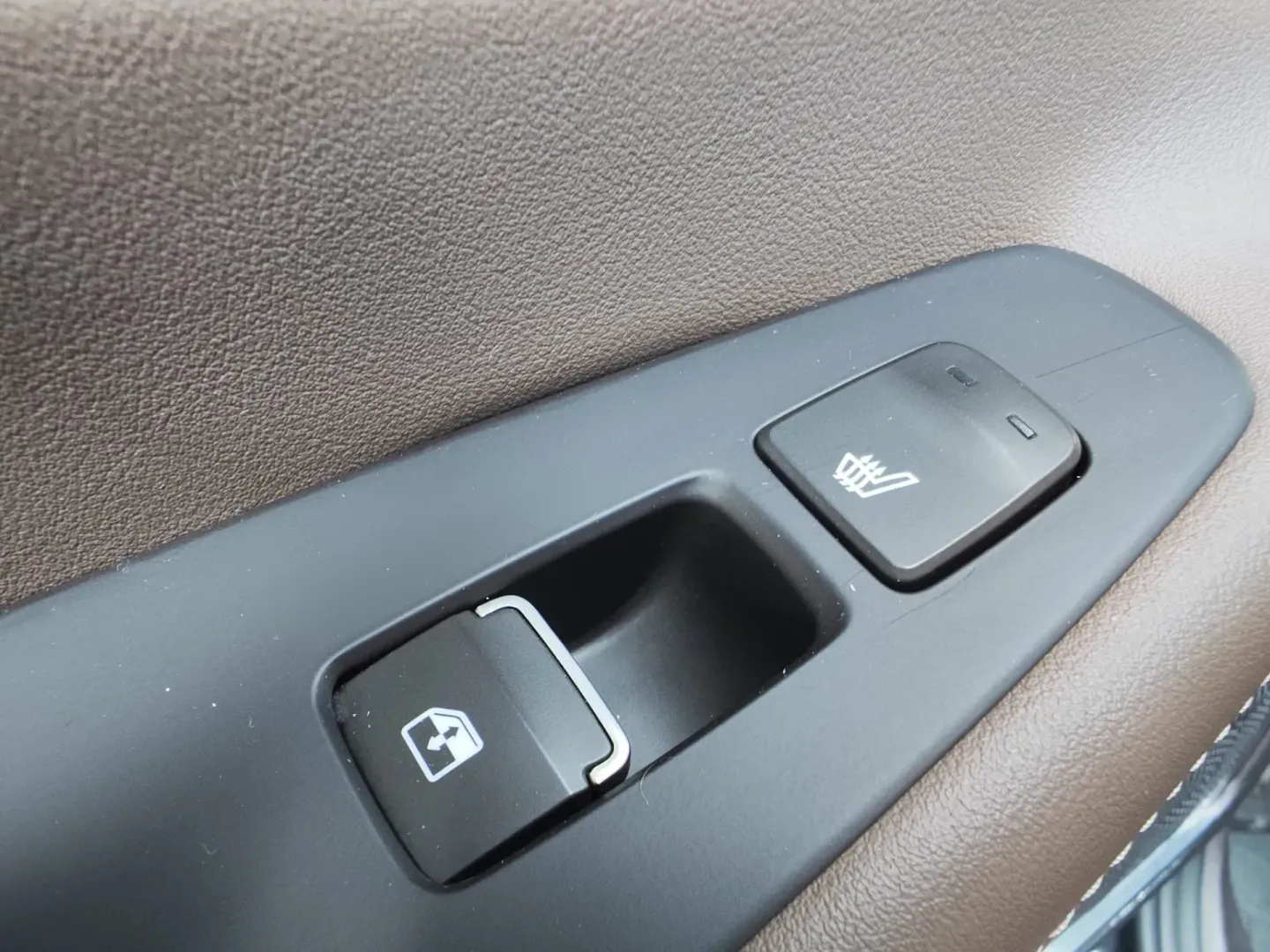 Cumpara/ Vinde online Hyundai Santa Fe 2020 SH, la cel mai bun pret pentru tine!