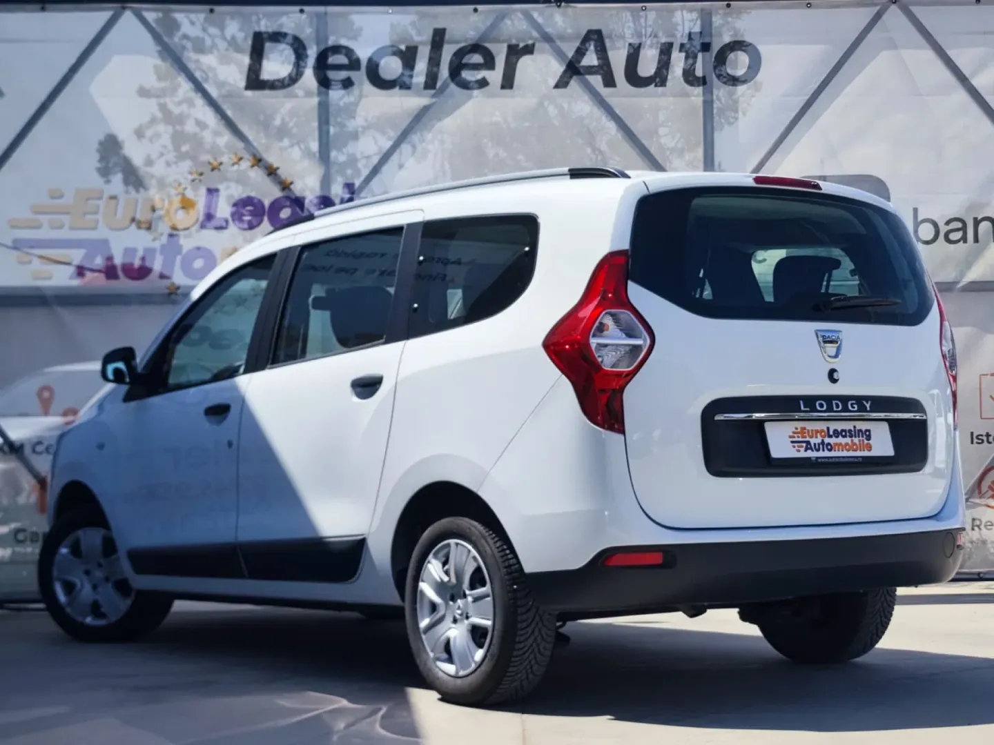 Cumpara/ Vinde online Dacia Lodgy 2021 SH, la cel mai bun pret pentru tine!
