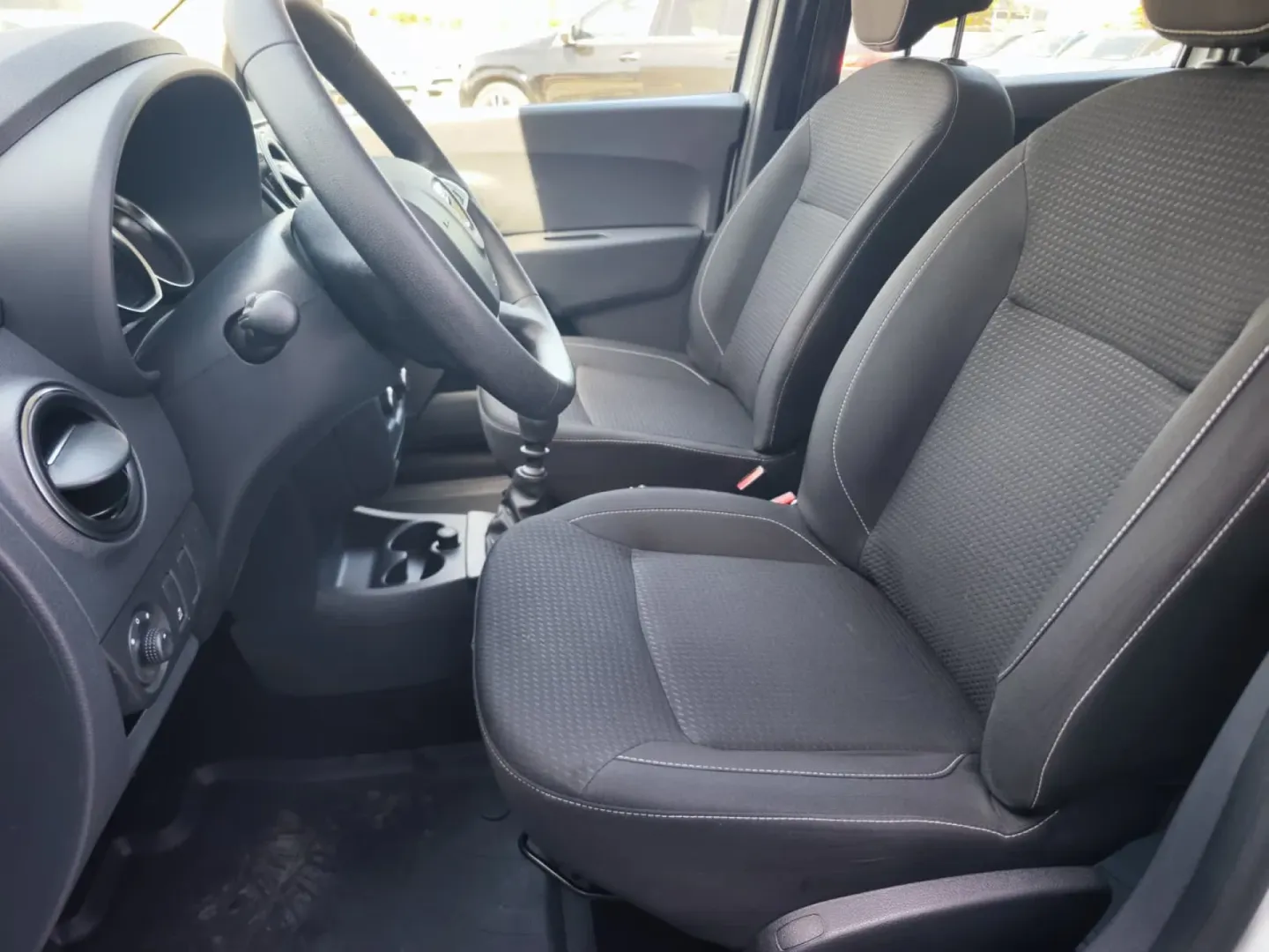 Cumpara/ Vinde online Dacia Lodgy 2021 SH, la cel mai bun pret pentru tine!