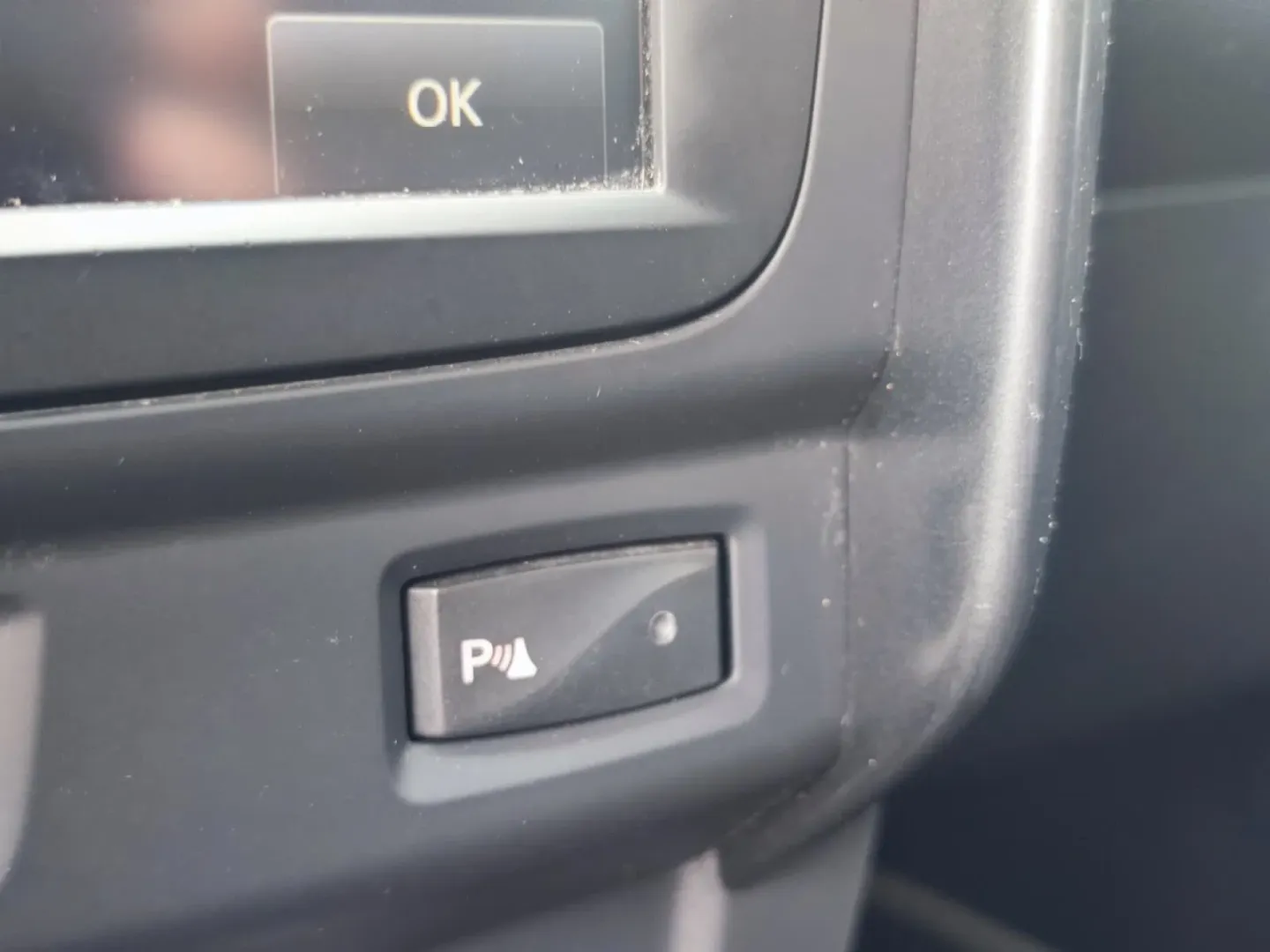 Cumpara/ Vinde online Dacia Duster 2014 SH, la cel mai bun pret pentru tine!