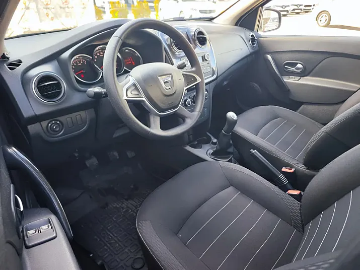Cumpără / Vinde Dacia Logan 2020 SH, la cel mai bun pret pentru tine!