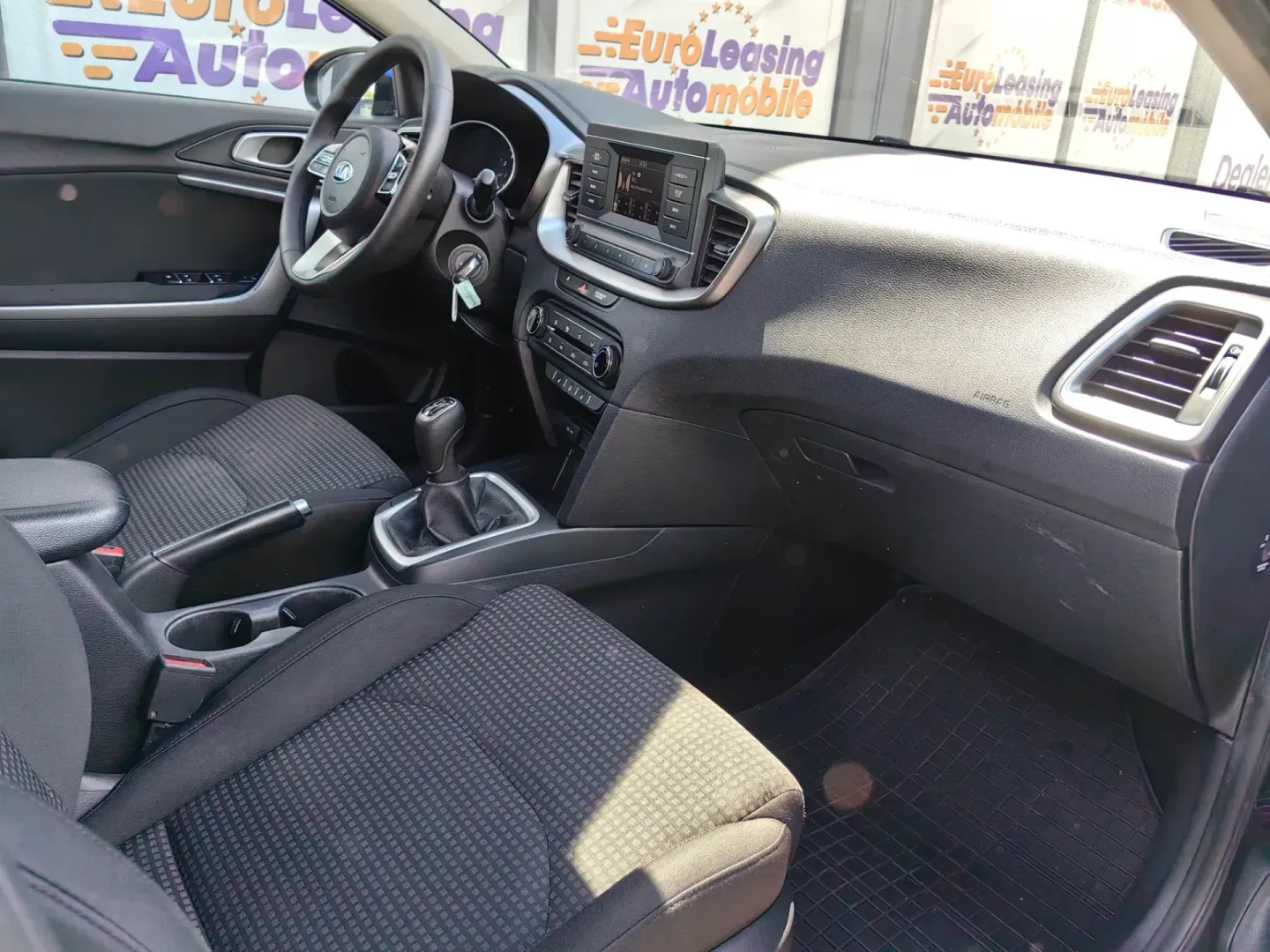 Cumpara/ Vinde online Kia Ceed 2021 SH, la cel mai bun pret pentru tine!