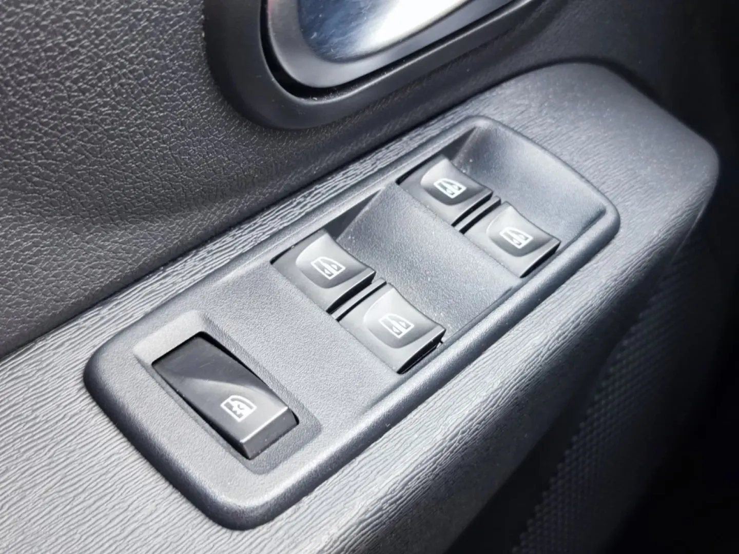 Cumpara/ Vinde online Dacia Lodgy 2021 SH, la cel mai bun pret pentru tine!